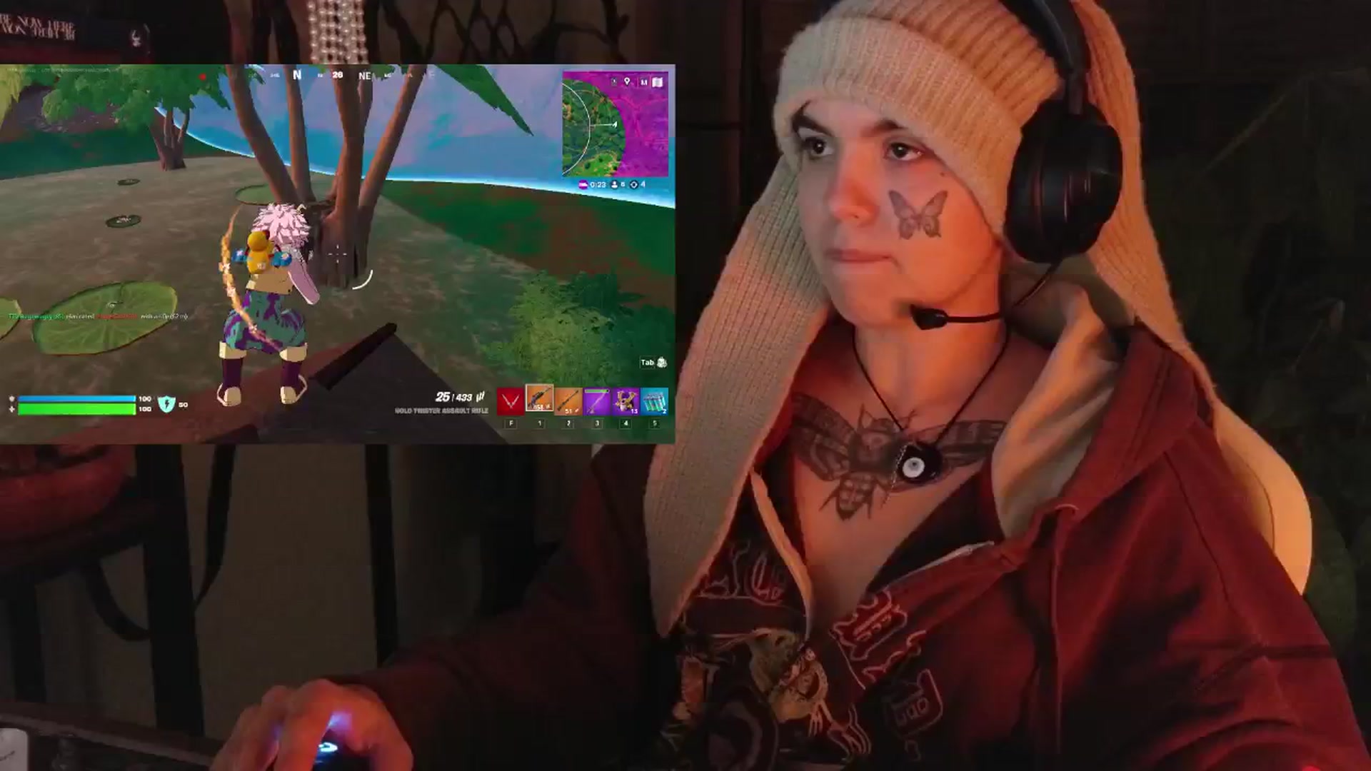 Gallery image thumbnail from Bluedweeb's myfreecams stream on, 01/14/2025, 09:36 image 3 of 20