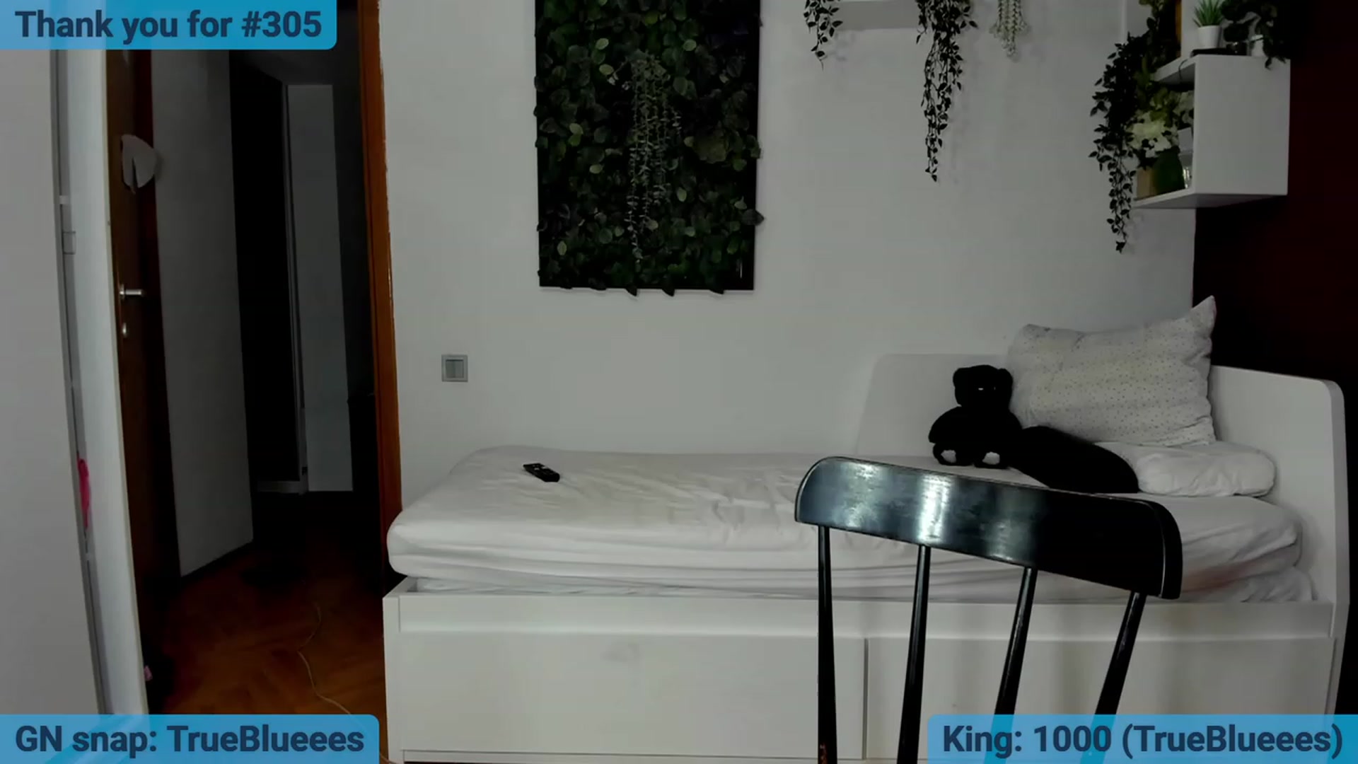Gallery image thumbnail from BlueeeS's myfreecams stream on, 06/25/2023, 01:24 image 8 of 20