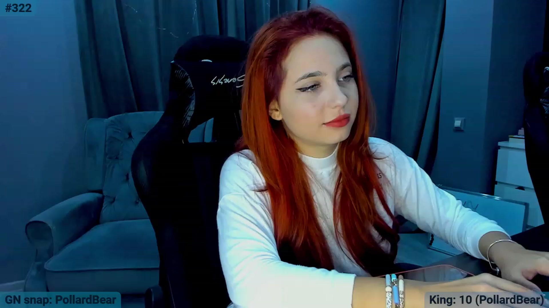 Gallery image thumbnail from BlueeeS's myfreecams stream on, 10/18/2023, 24:41 image 6 of 20