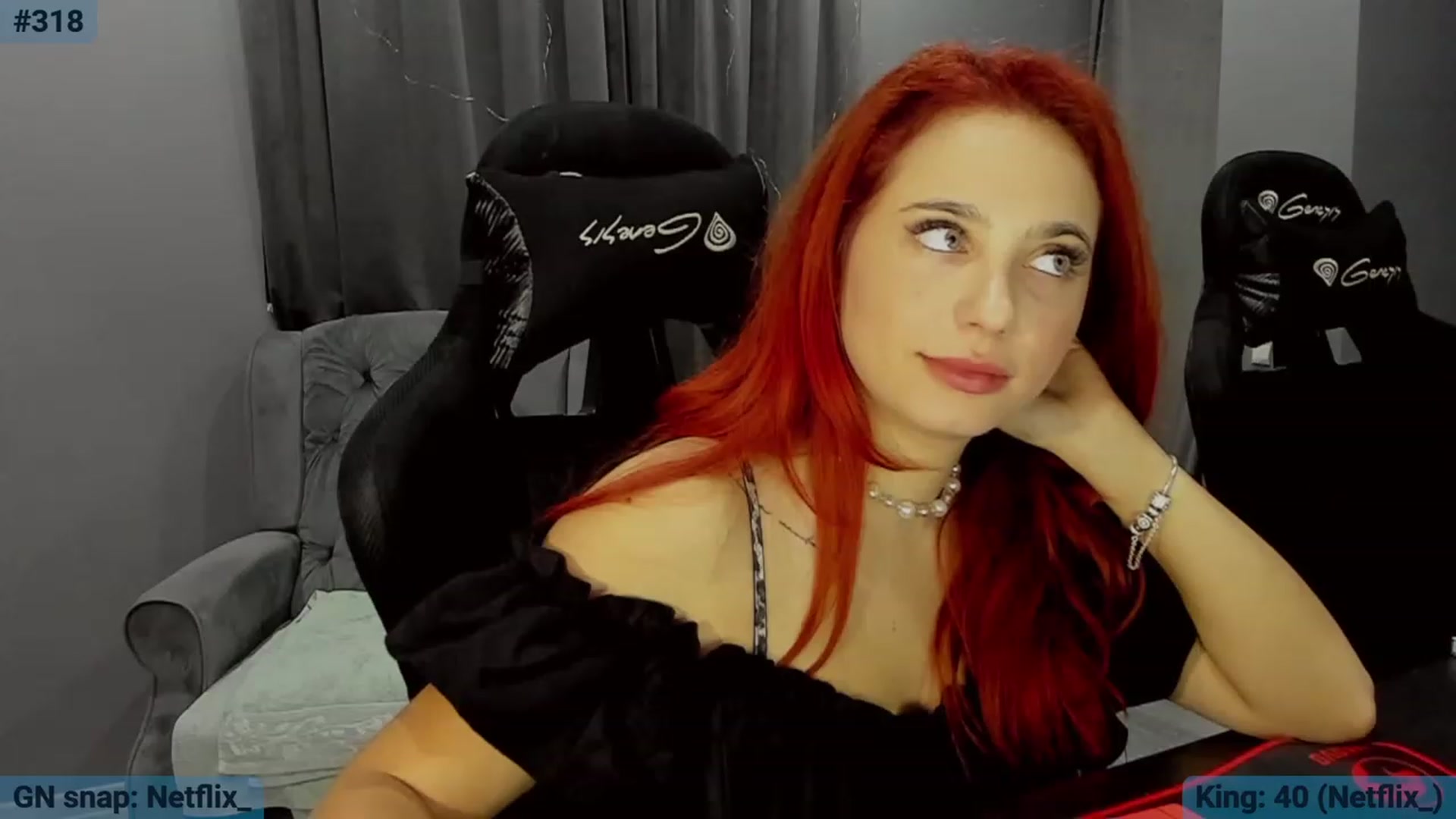 Gallery image thumbnail from BlueeeS's myfreecams stream on, 10/24/2023, 24:01 image 19 of 20