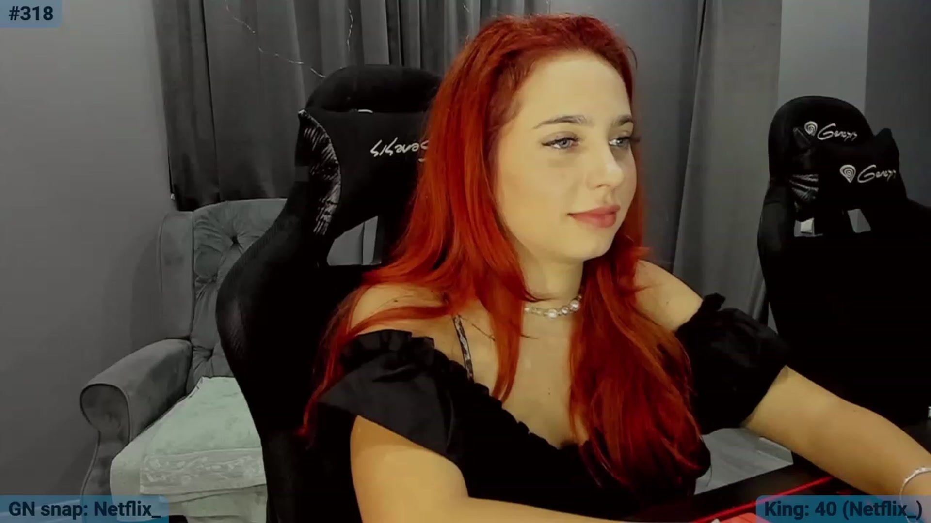 Gallery image thumbnail from BlueeeS's myfreecams stream on, 10/24/2023, 24:01 image 18 of 20