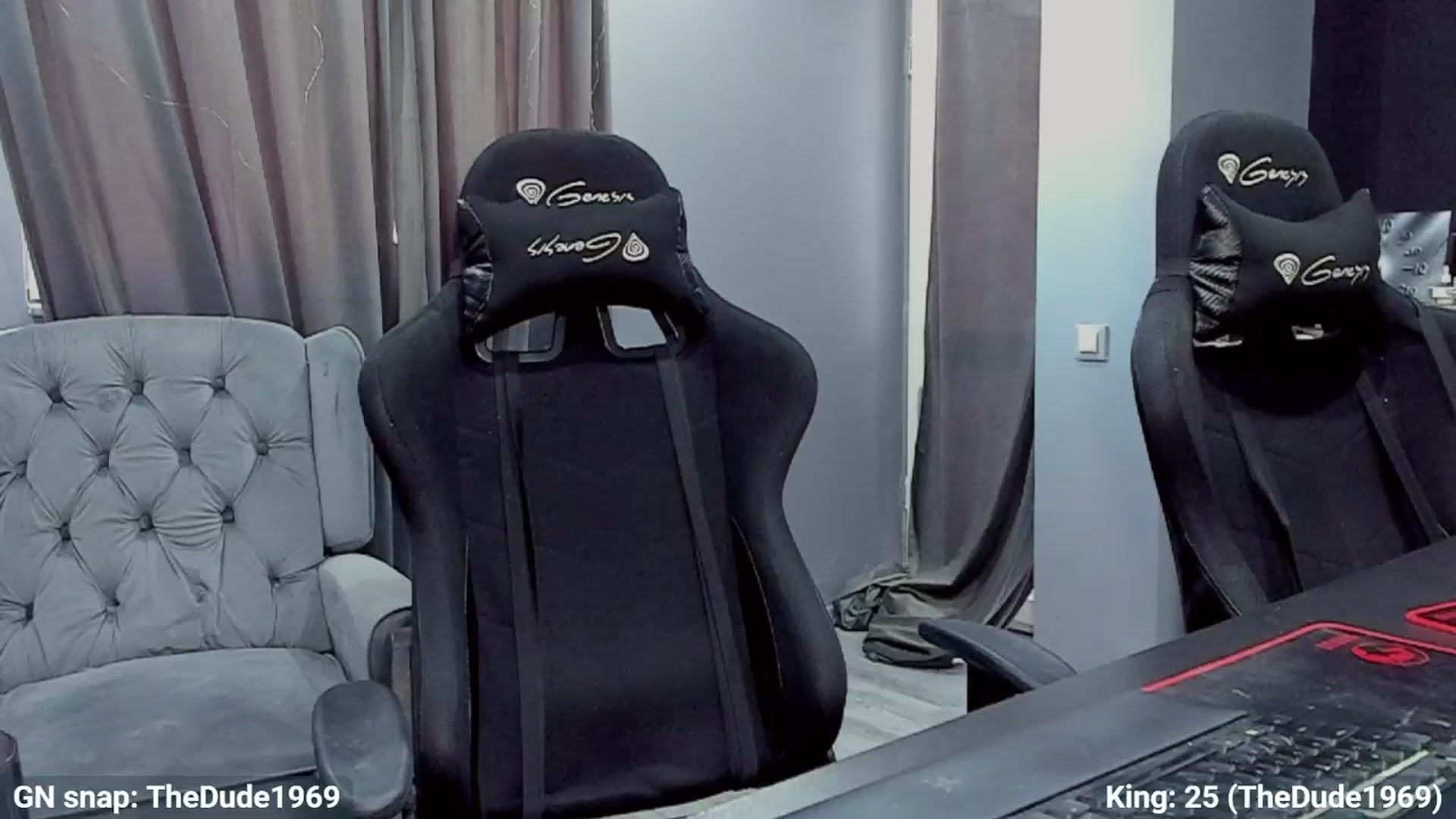 Gallery image thumbnail from BlueeeS's myfreecams stream on, 08/23/2024, 13:54 image 14 of 20
