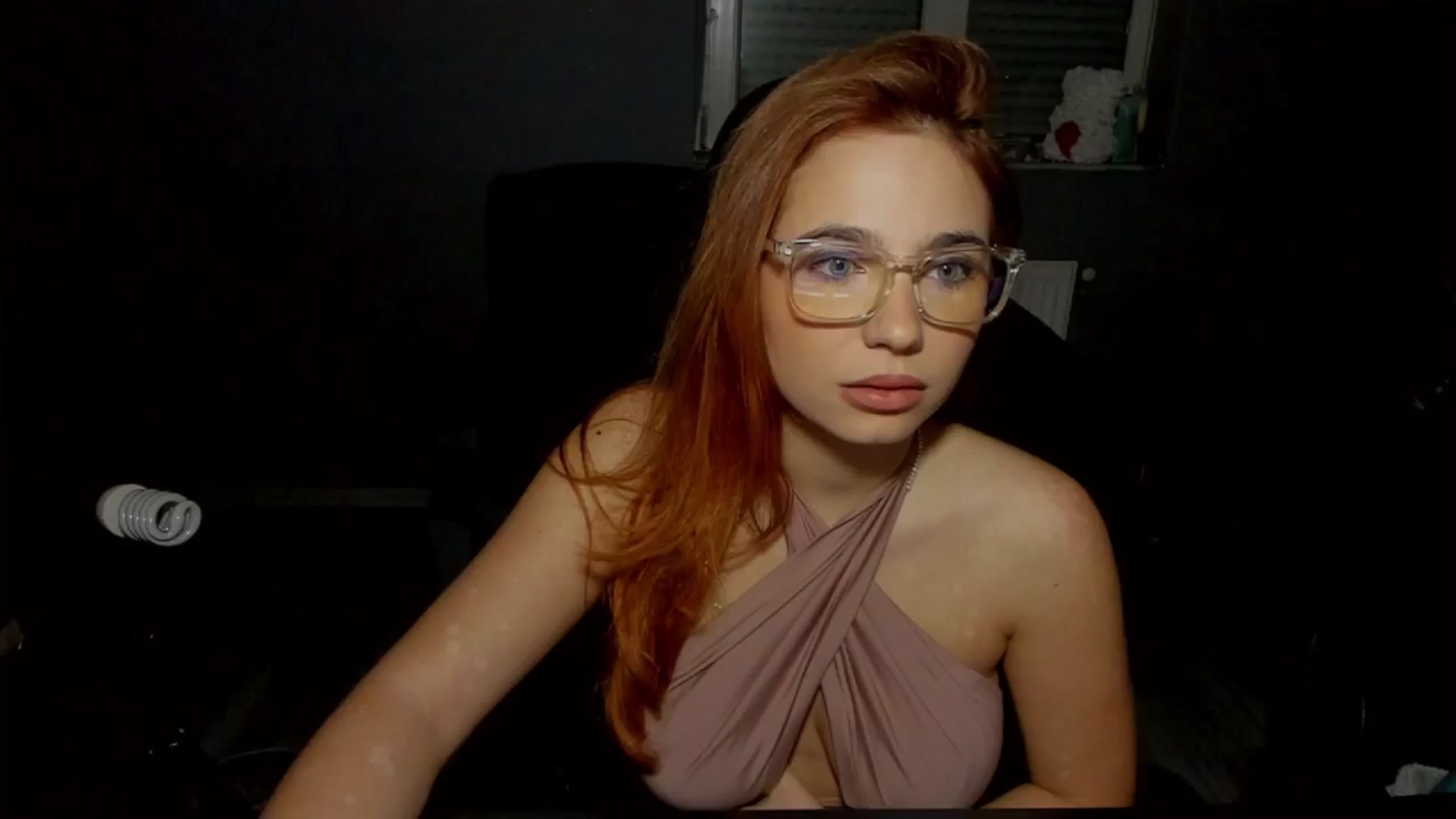 Gallery image thumbnail from BlueeeS's myfreecams stream on, 01/17/2025, 19:40 image 7 of 20