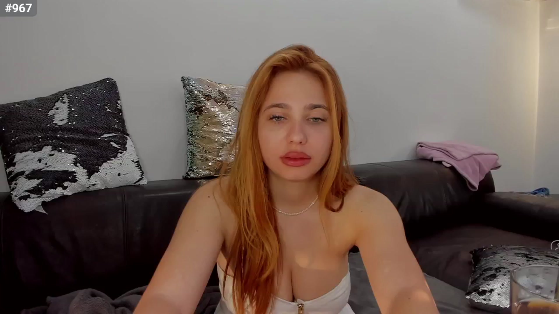 Gallery image thumbnail from BlueeeS's myfreecams stream on, 06/03/2025, 03:52 image 7 of 20