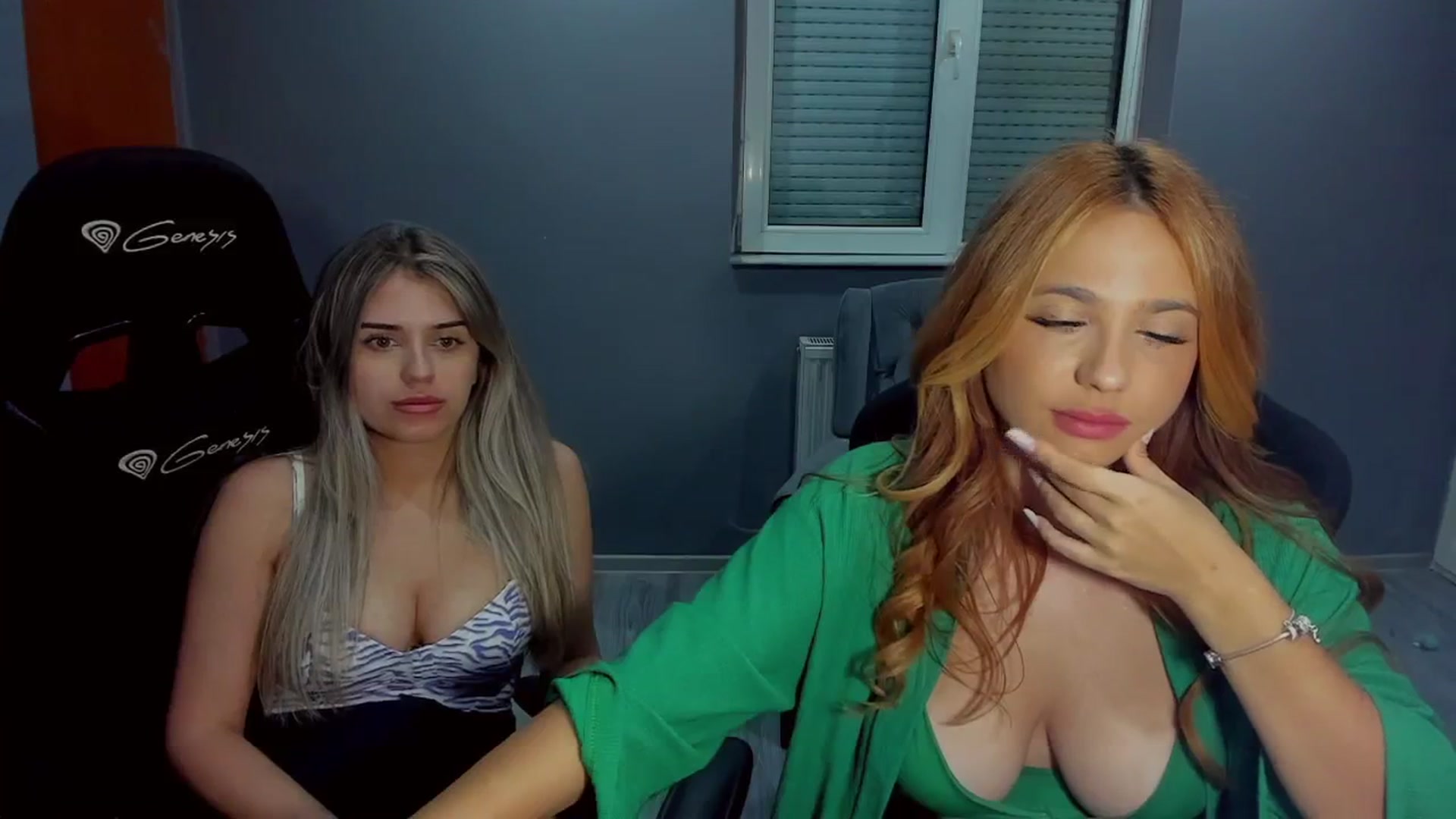Gallery image thumbnail from BlueeeS's myfreecams stream on, 07/03/2025, 02:15 image 11 of 20