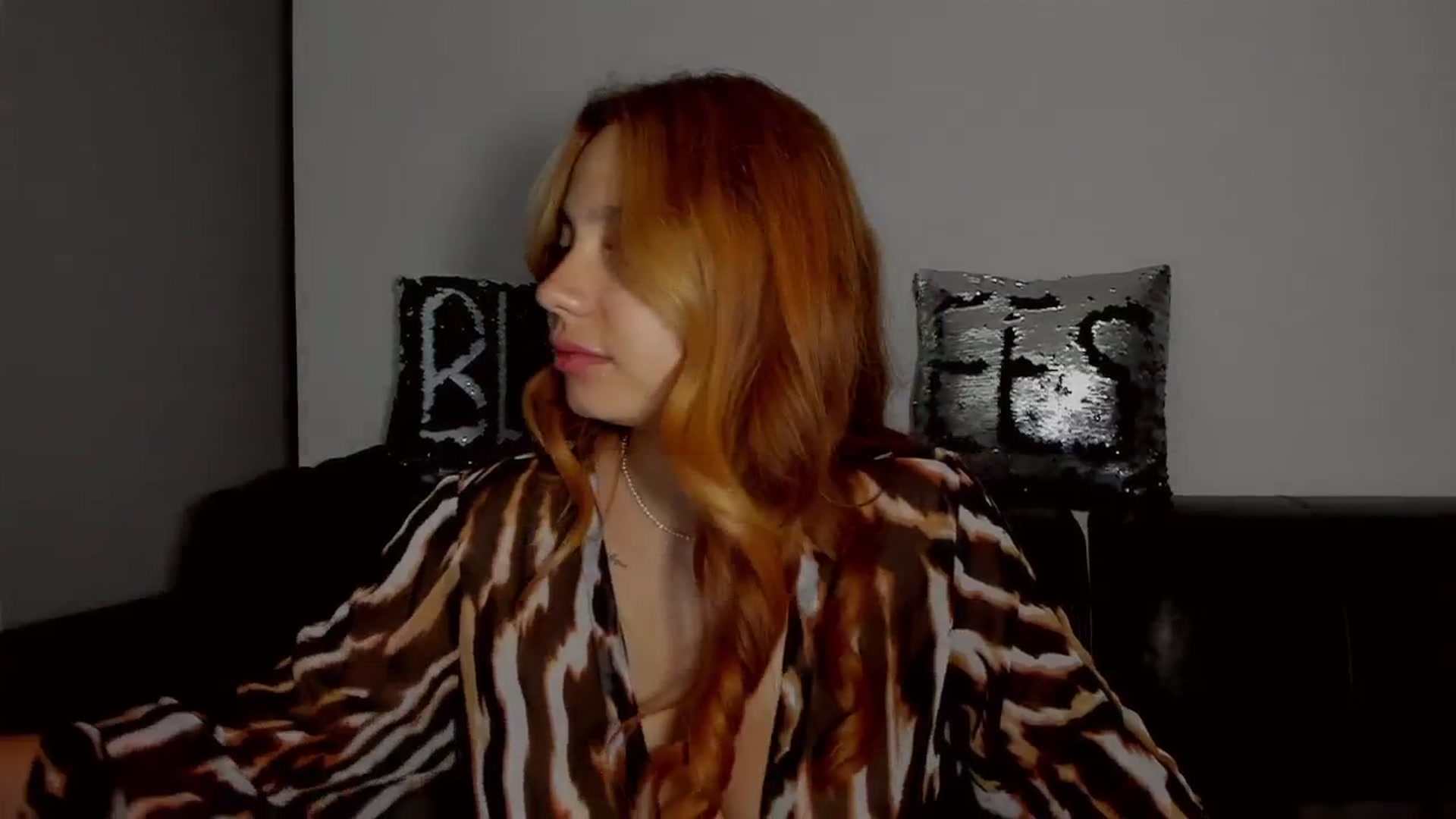 Gallery image thumbnail from BlueeeS's myfreecams stream on, 07/07/2025, 23:14 image 15 of 20