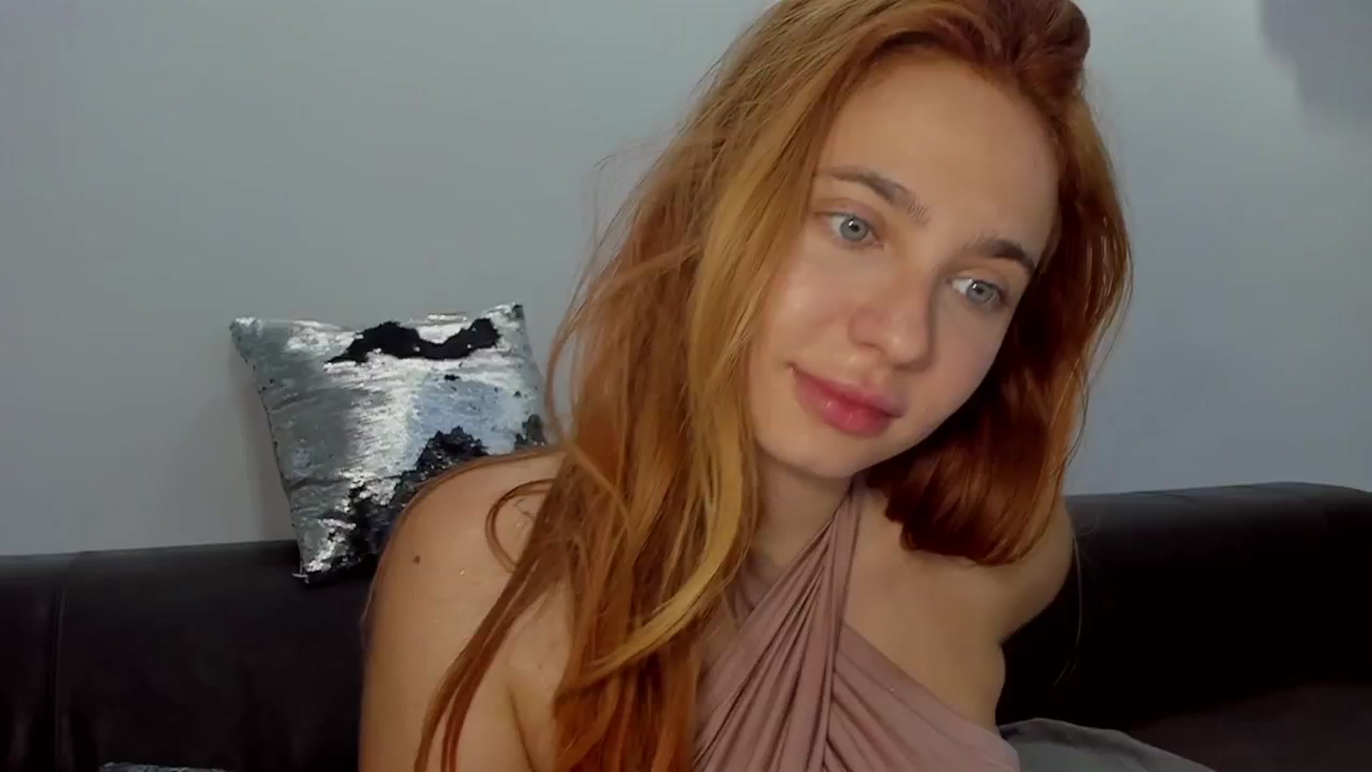 Gallery image thumbnail from BlueeeS's myfreecams stream on, 07/13/2025, 19:07 image 1 of 20