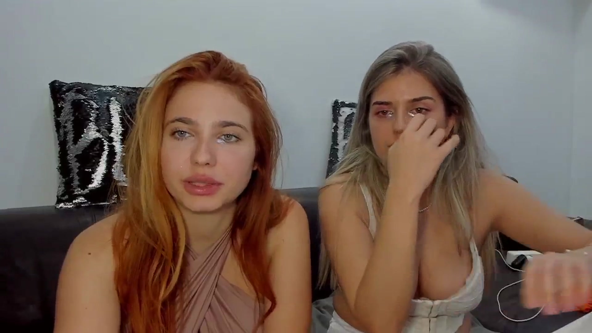 Gallery image thumbnail from BlueeeS's myfreecams stream on, 07/13/2025, 23:56 image 12 of 20