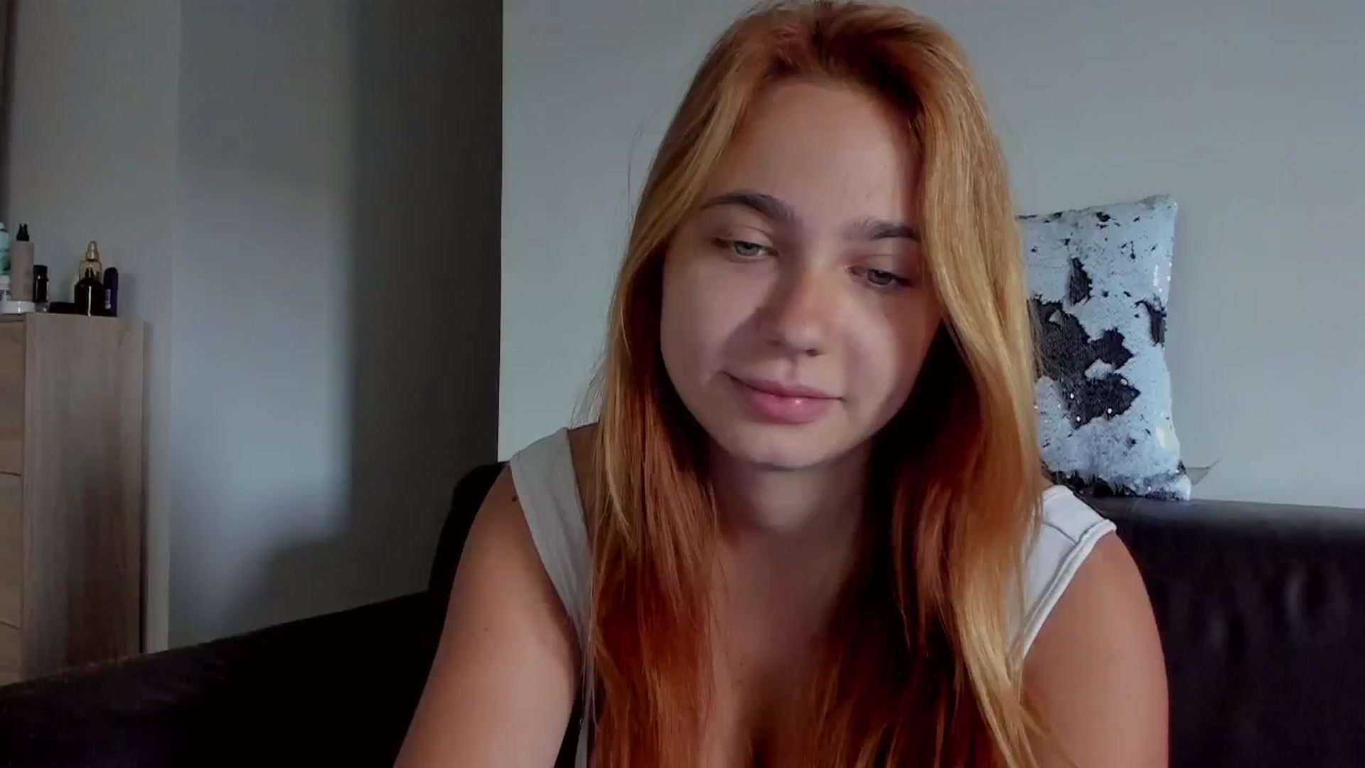 Gallery image thumbnail from BlueeeS's myfreecams stream on, 07/28/2025, 11:52 image 17 of 20