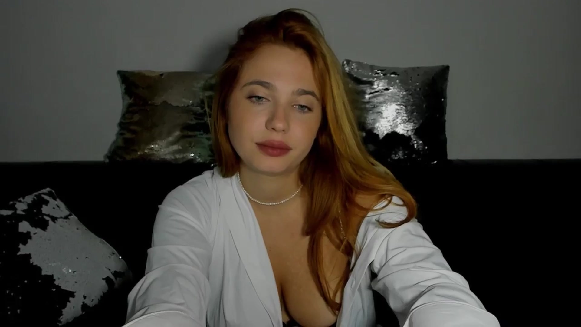 Gallery image thumbnail from BlueeeS's myfreecams stream on, 08/29/2025, 24:30 image 11 of 20