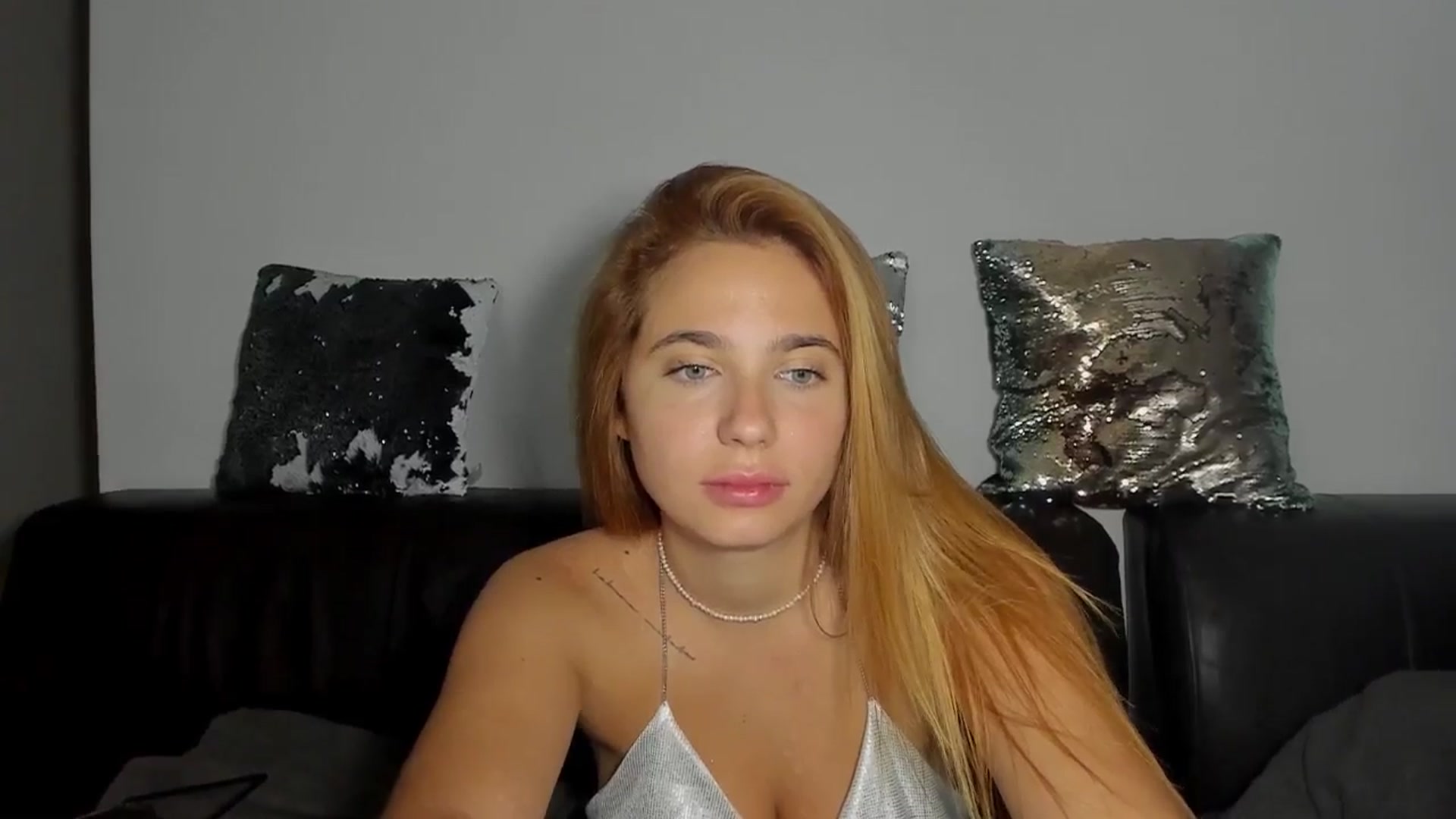 Gallery image thumbnail from BlueeeS's myfreecams stream on, 09/01/2025, 24:51 image 17 of 20