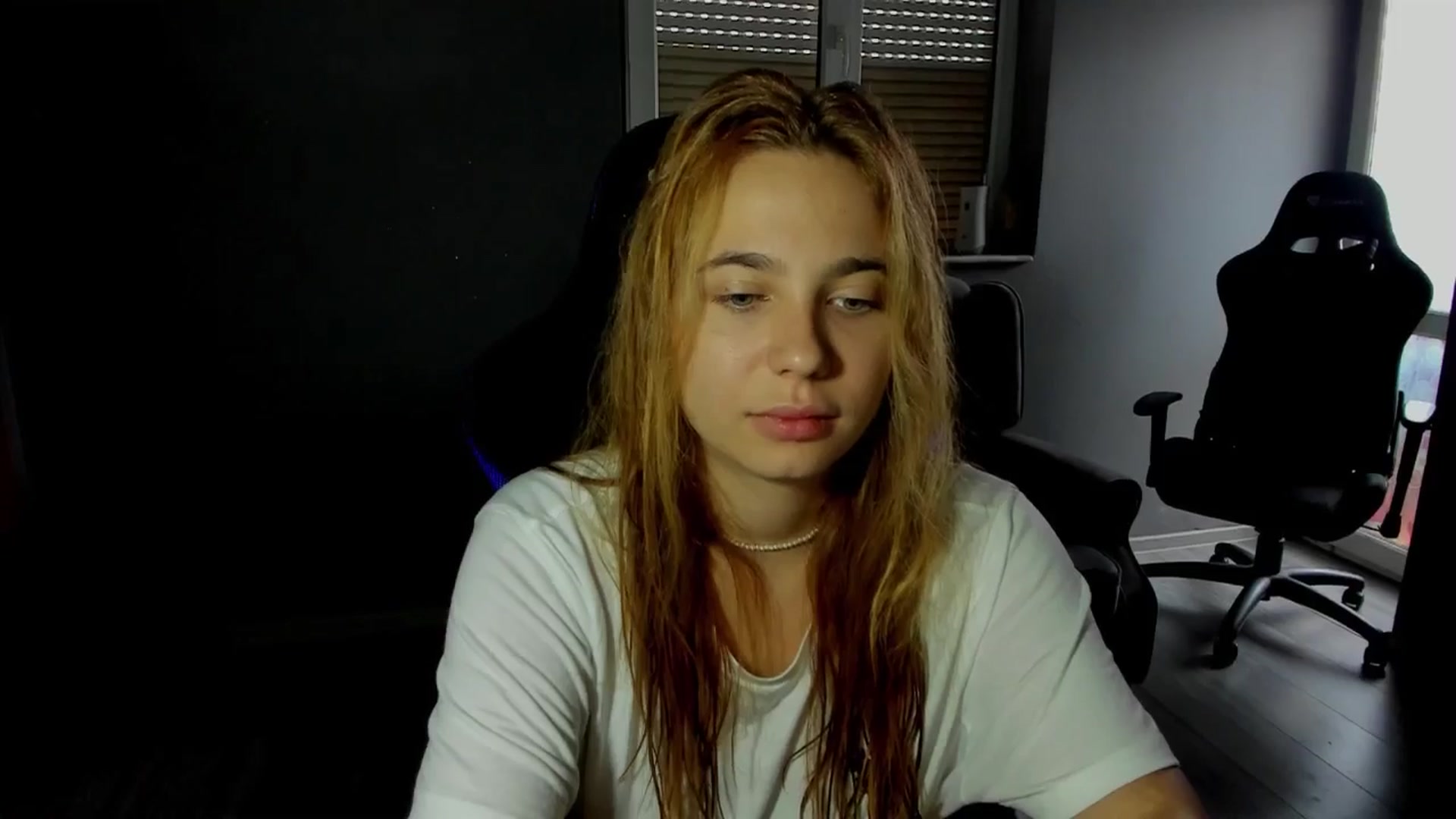 Gallery image thumbnail from BlueeeS's myfreecams stream on, 09/07/2025, 13:41 image 6 of 20