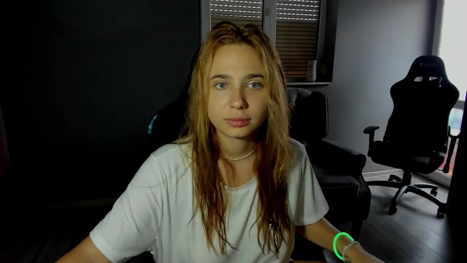 Gallery image thumbnail from BlueeeS's myfreecams stream on, 09/07/2025, 13:41 image 1 of 20