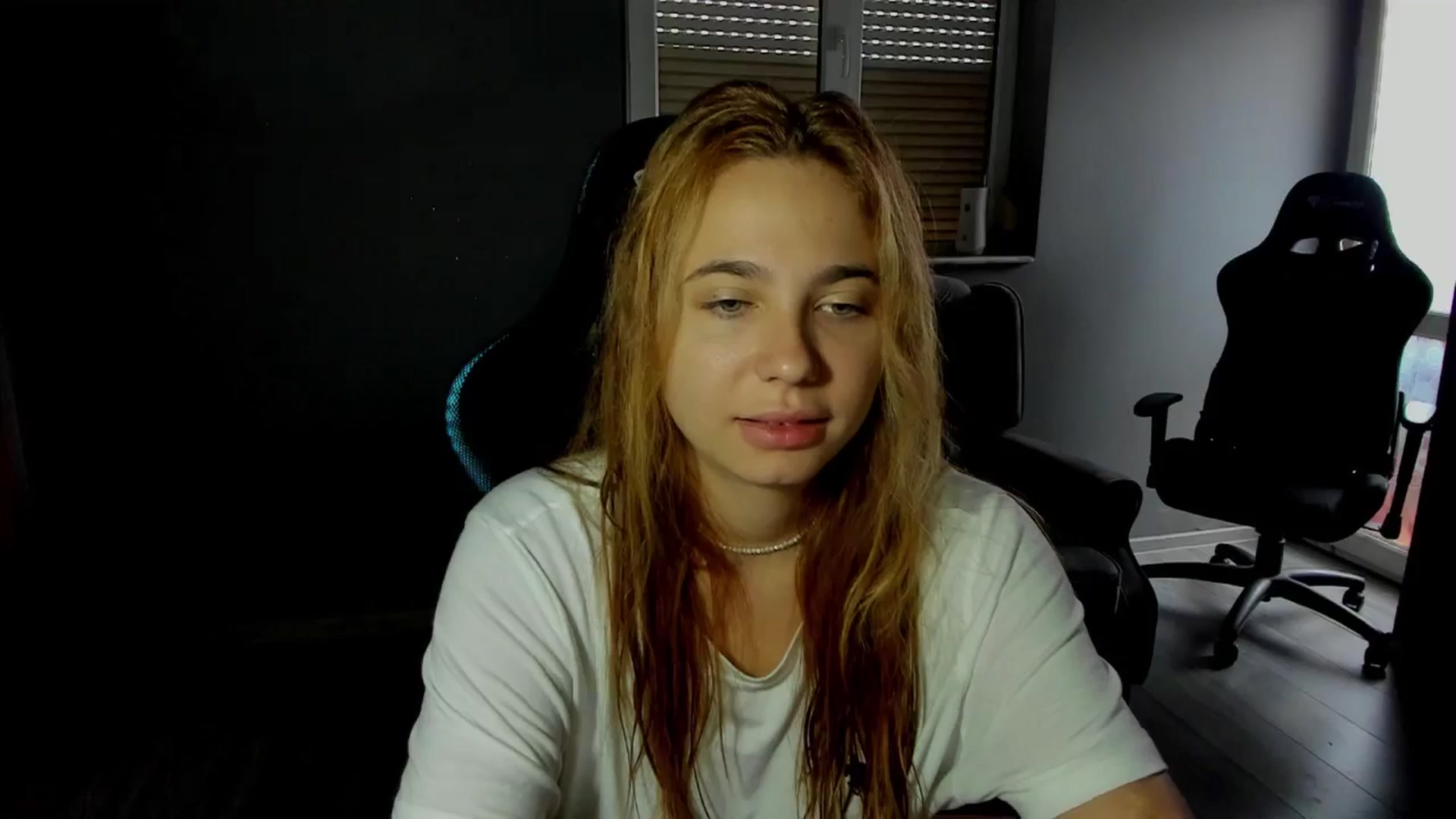 Gallery image thumbnail from BlueeeS's myfreecams stream on, 09/07/2025, 13:41 image 8 of 20