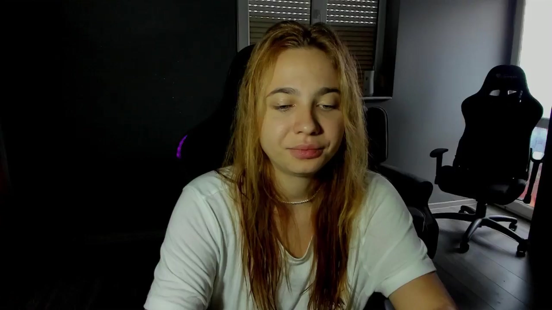 Gallery image thumbnail from BlueeeS's myfreecams stream on, 09/07/2025, 13:41 image 14 of 20