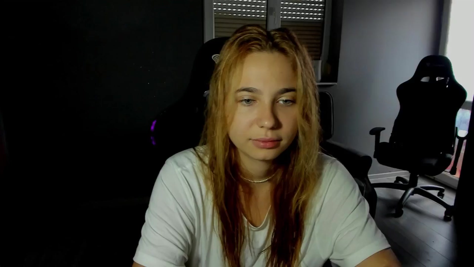 Gallery image thumbnail from BlueeeS's myfreecams stream on, 09/07/2025, 13:41 image 19 of 20