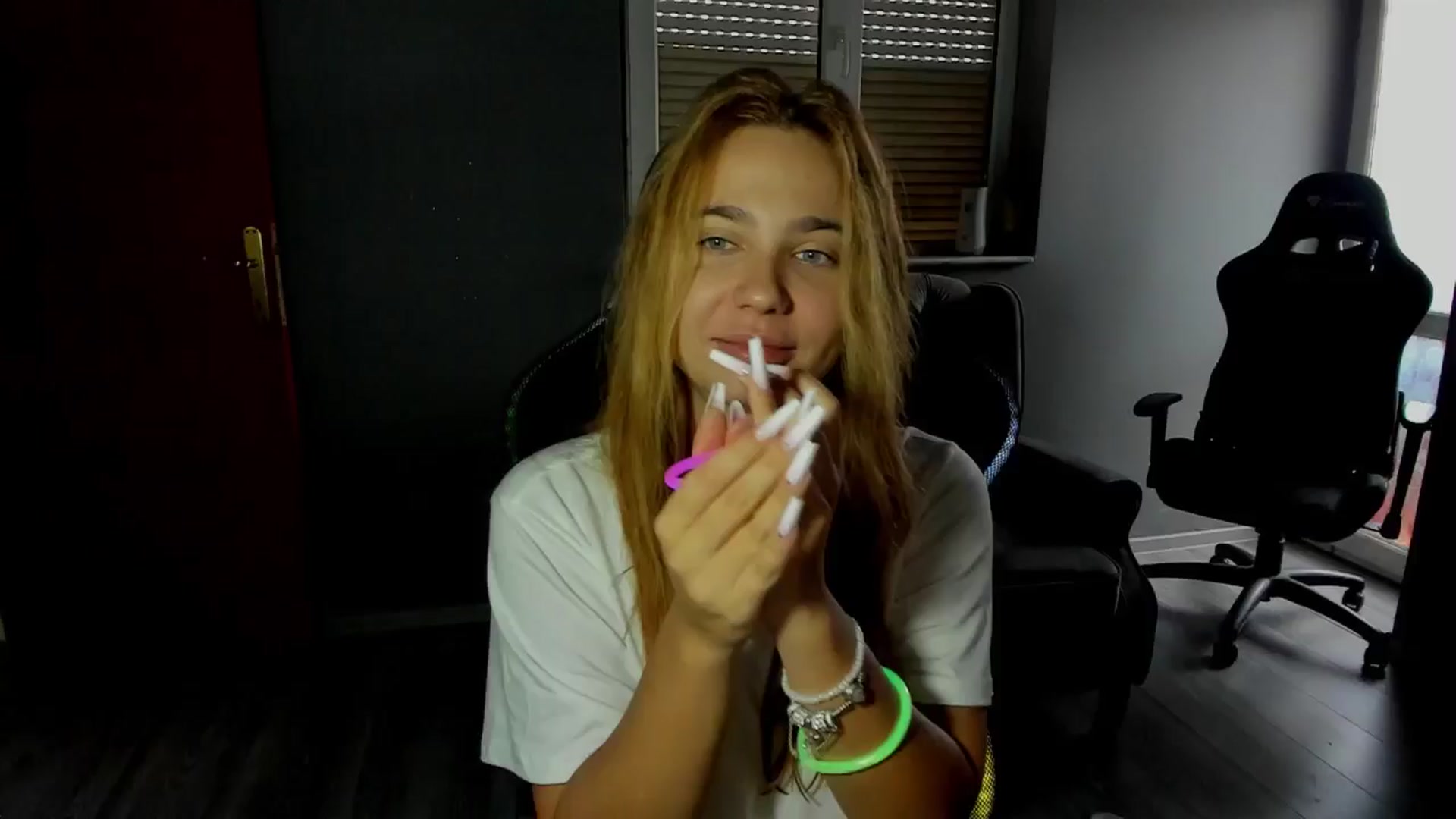 Gallery image thumbnail from BlueeeS's myfreecams stream on, 09/07/2025, 16:17 image 2 of 20