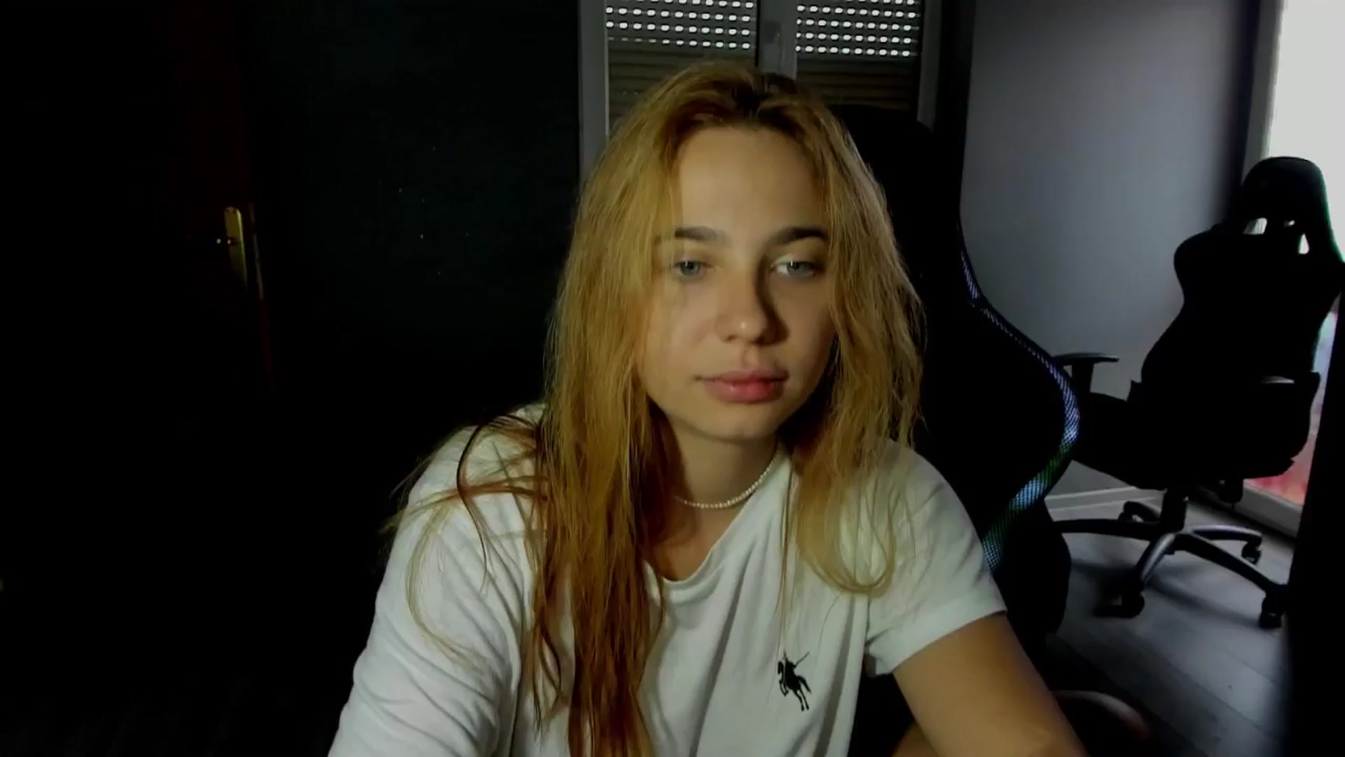 Gallery image thumbnail from BlueeeS's myfreecams stream on, 09/07/2025, 16:17 image 3 of 20