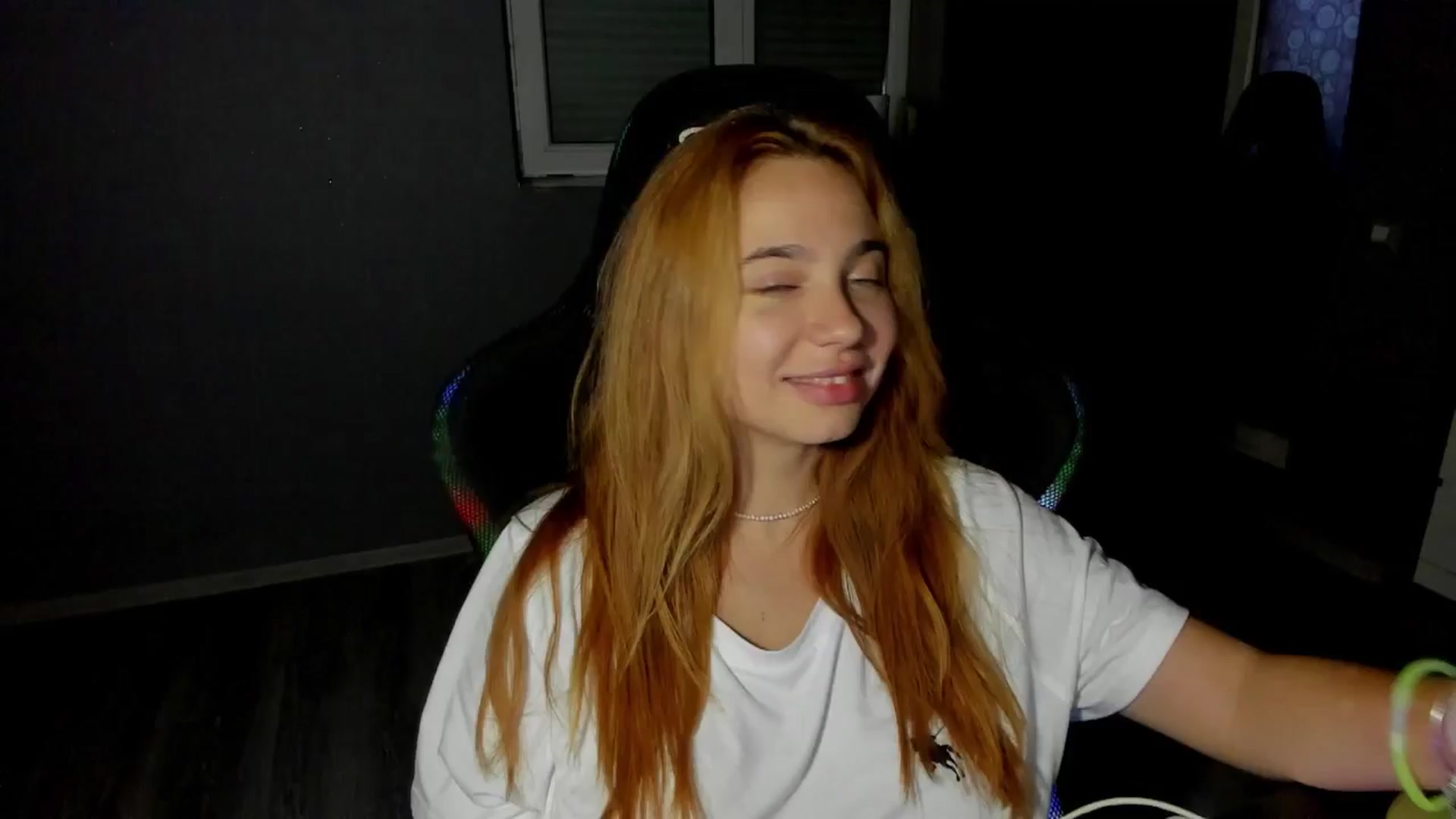 Gallery image thumbnail from BlueeeS's myfreecams stream on, 09/07/2025, 16:57 image 18 of 20