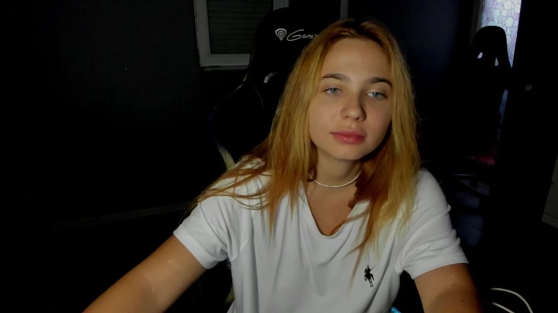 Gallery image thumbnail from BlueeeS's myfreecams stream on, 09/07/2025, 16:57 image 1 of 20