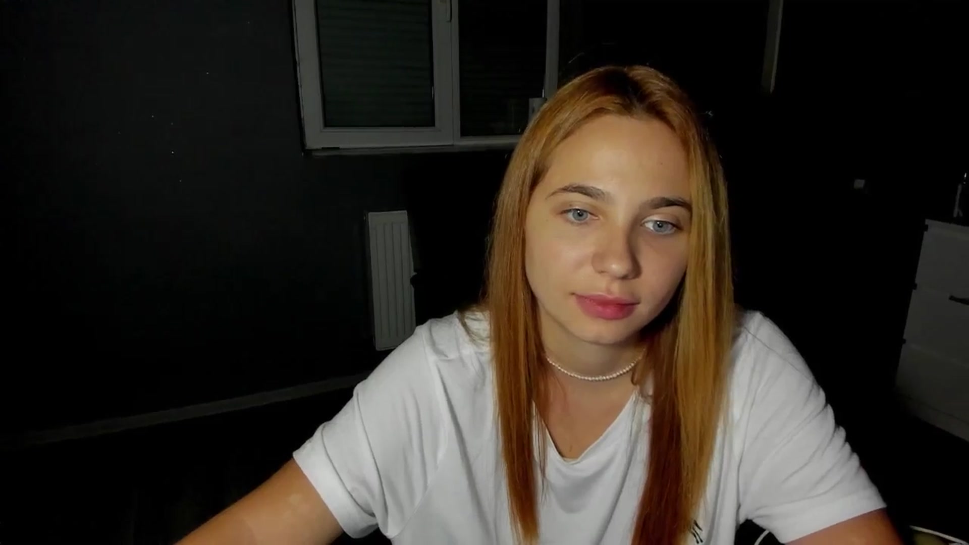 Gallery image thumbnail from BlueeeS's myfreecams stream on, 09/07/2025, 20:15 image 16 of 20
