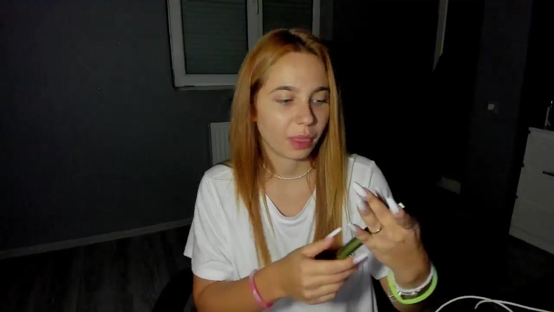 Gallery image thumbnail from BlueeeS's myfreecams stream on, 09/07/2025, 20:15 image 15 of 20