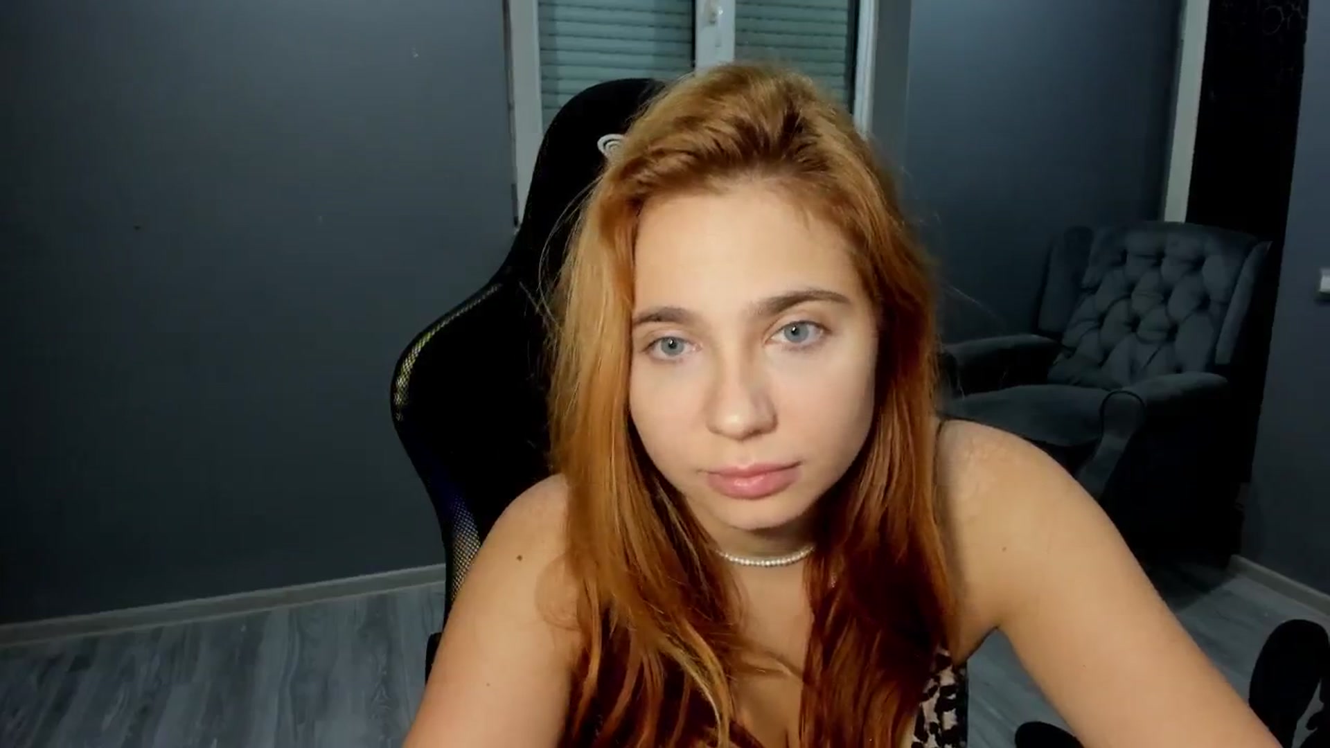 Gallery image thumbnail from BlueeeS's myfreecams stream on, 09/30/2025, 17:49 image 13 of 20
