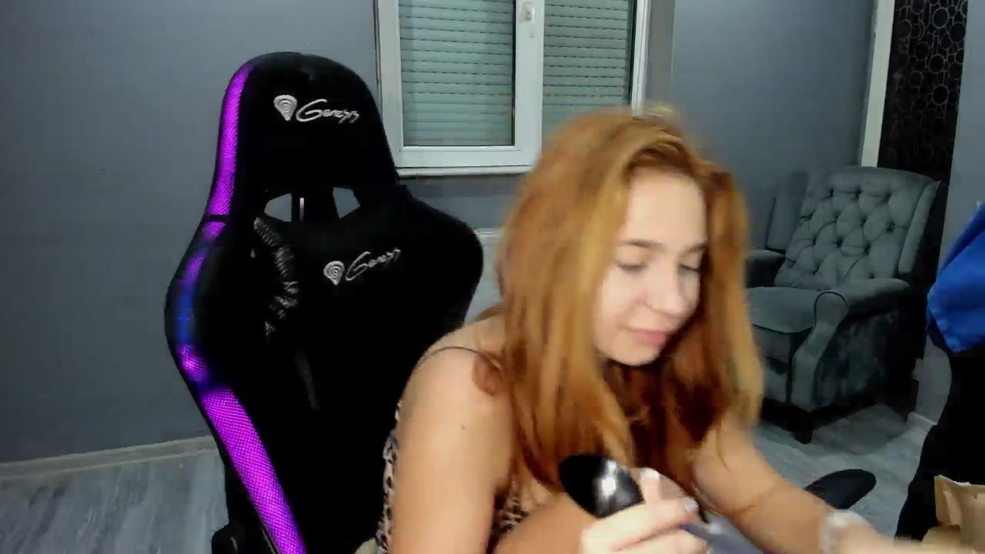 Gallery image thumbnail from BlueeeS's myfreecams stream on, 09/30/2025, 17:49 image 19 of 20