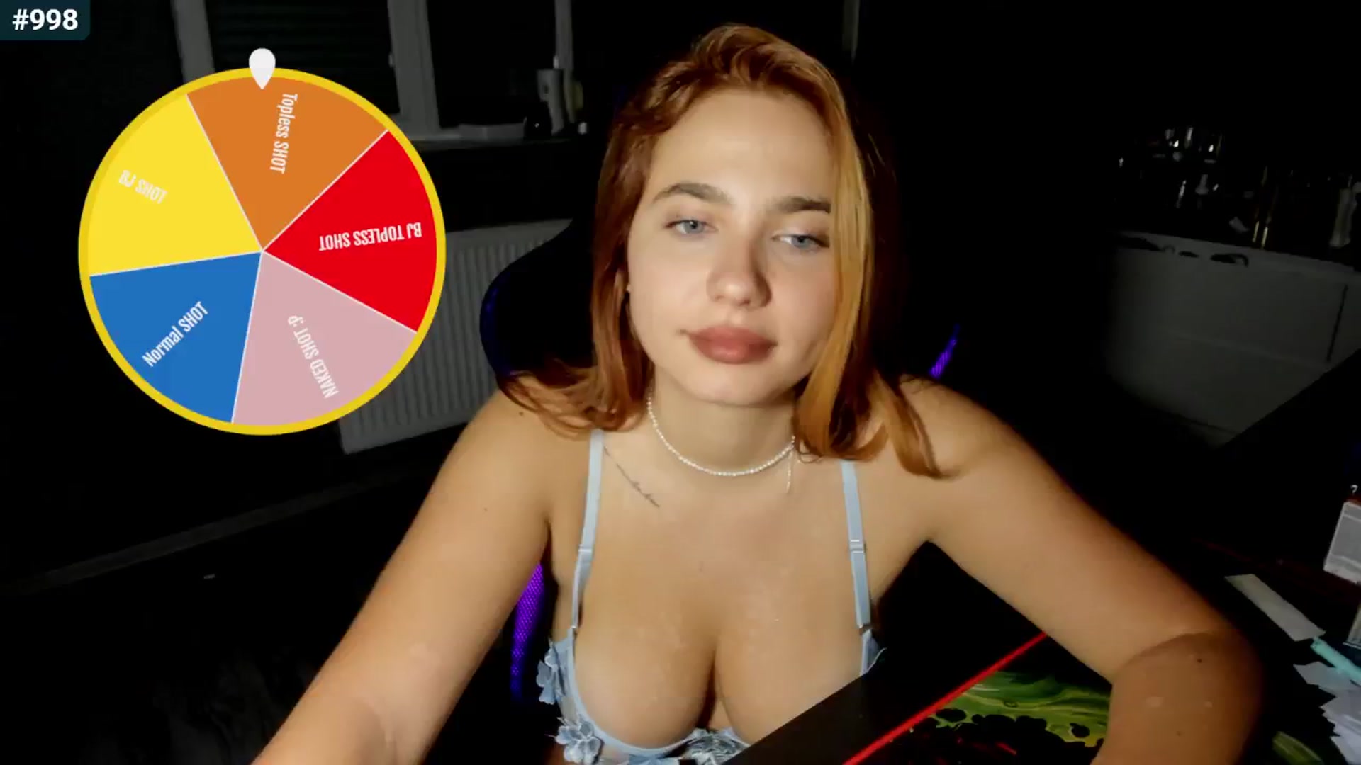 Gallery image thumbnail from BlueeeS's myfreecams stream on, 10/28/2025, 03:56 image 18 of 20