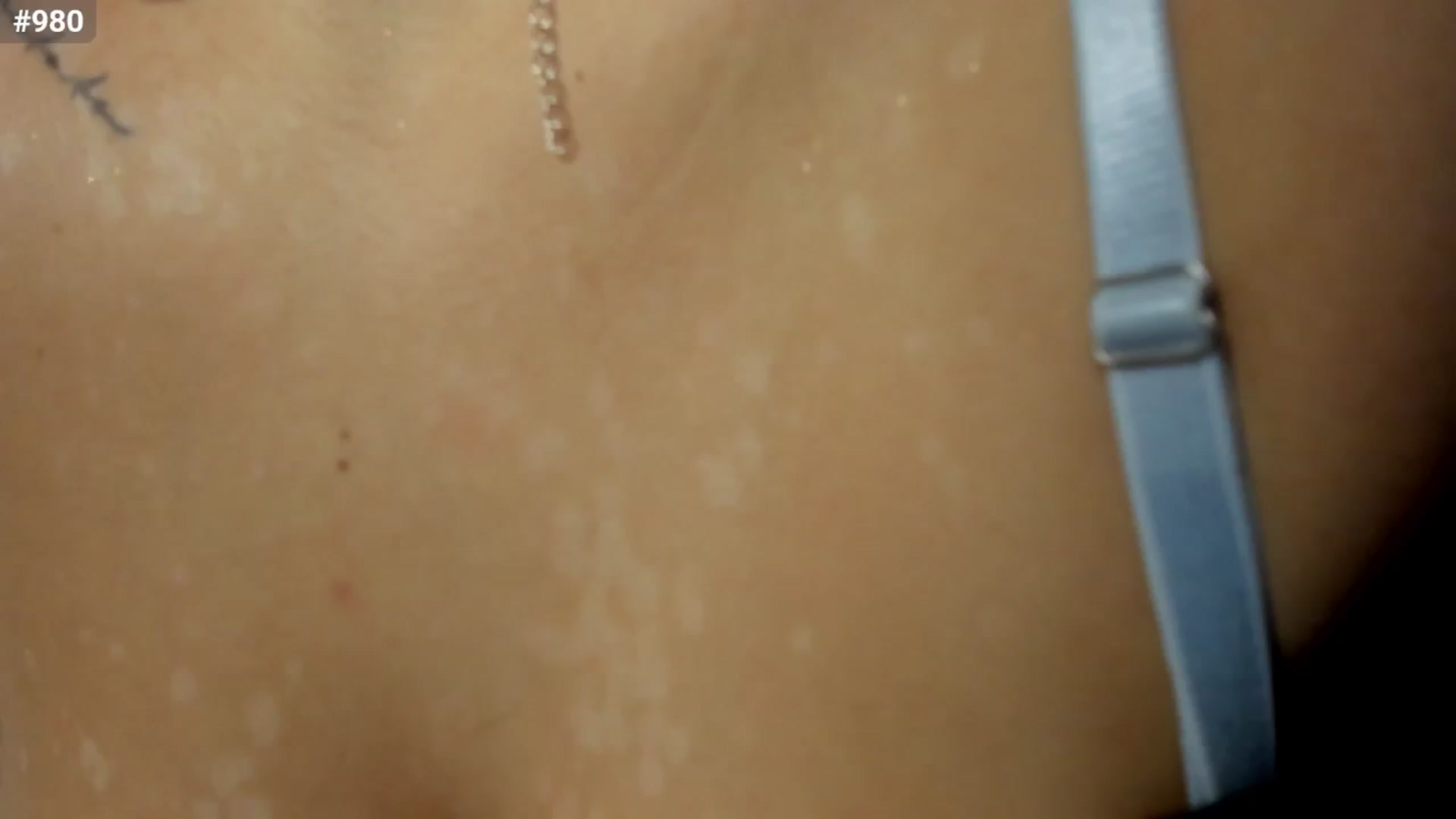 Gallery image thumbnail from BlueeeS's myfreecams stream on, 10/28/2025, 04:33 image 16 of 20