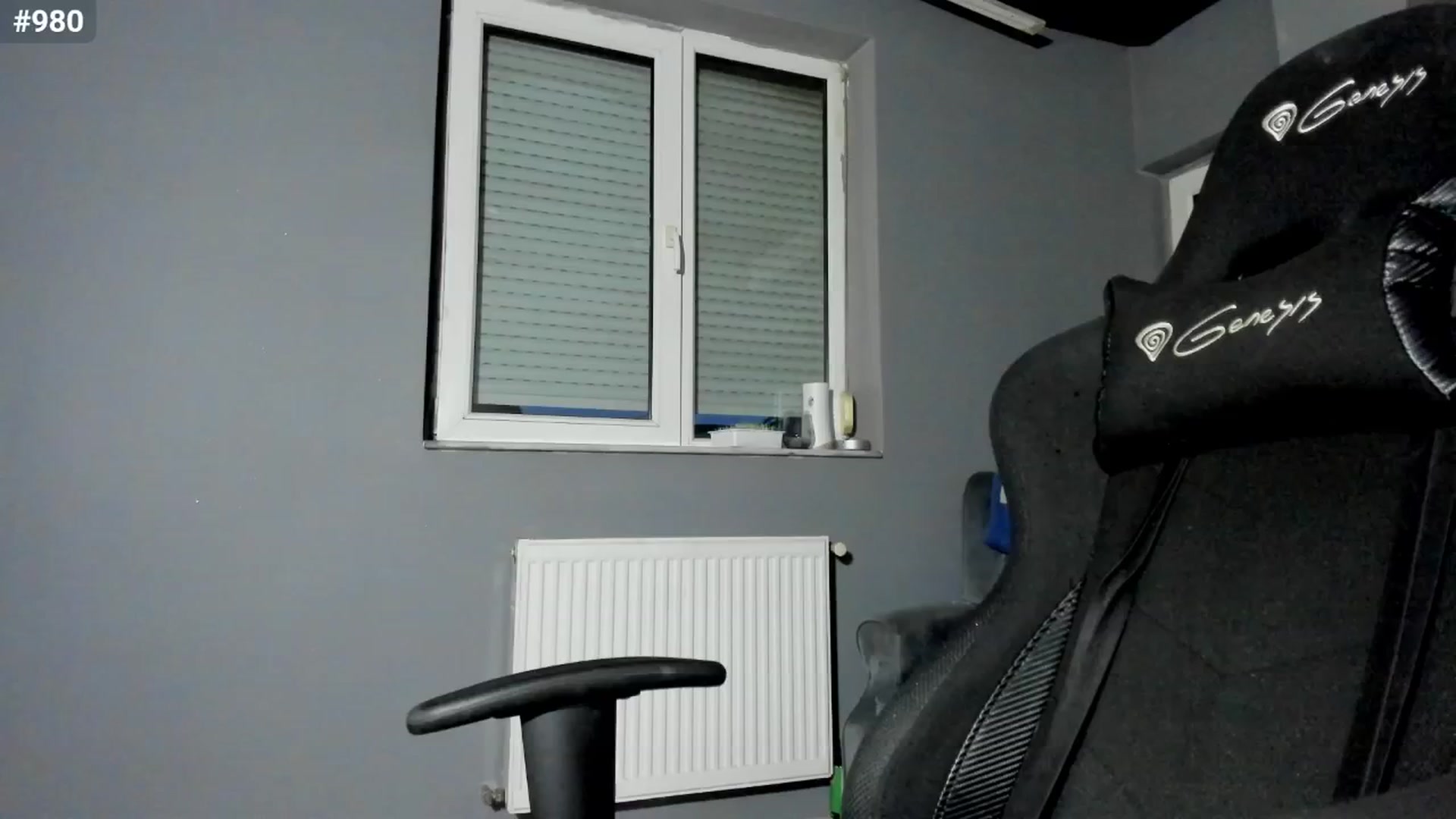 Gallery image thumbnail from BlueeeS's myfreecams stream on, 10/28/2025, 04:33 image 11 of 20