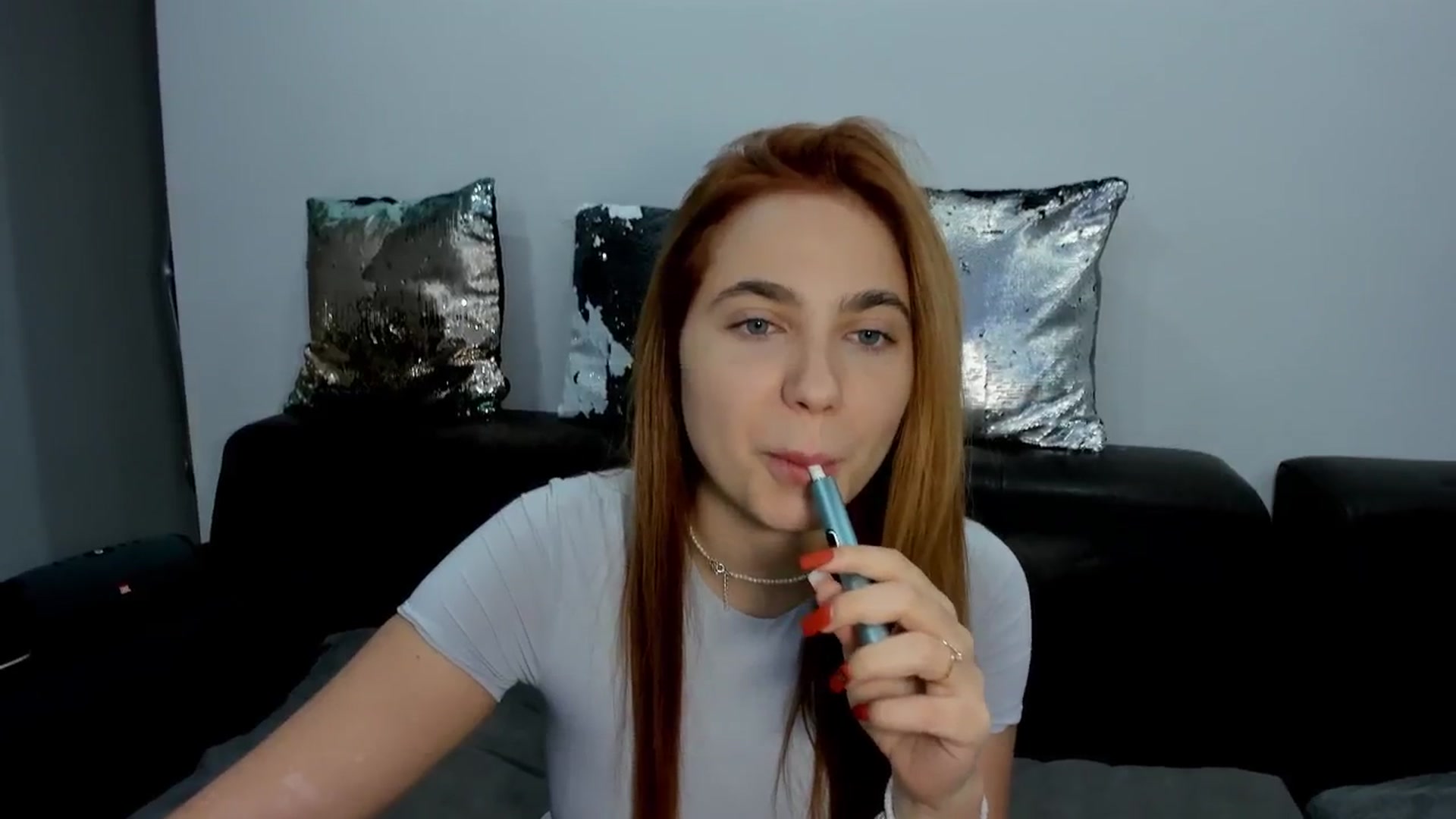 Gallery image thumbnail from BlueeeS's myfreecams stream on, 11/14/2025, 18:21 image 15 of 20