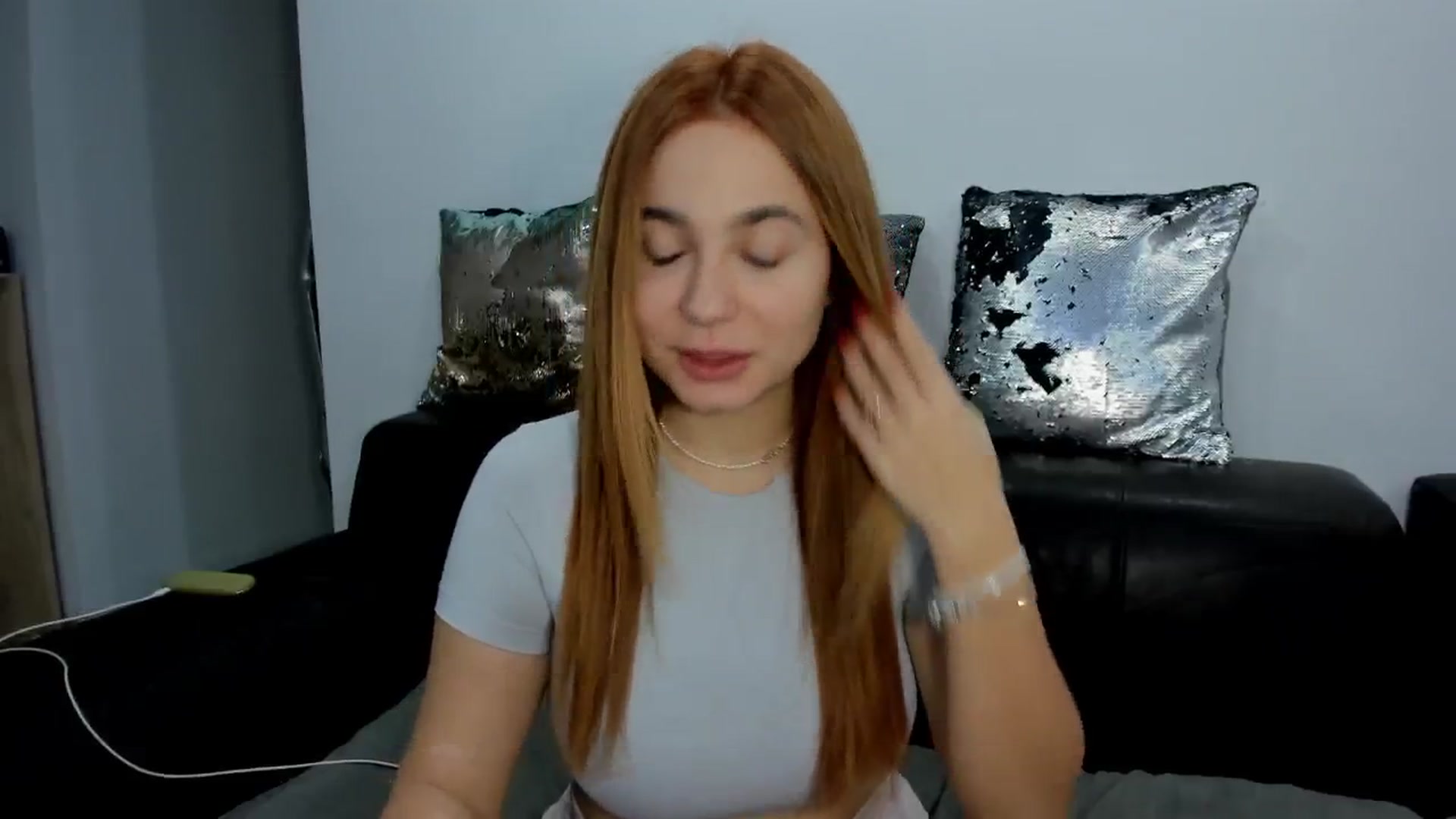 Gallery image thumbnail from BlueeeS's myfreecams stream on, 11/14/2025, 18:21 image 4 of 20