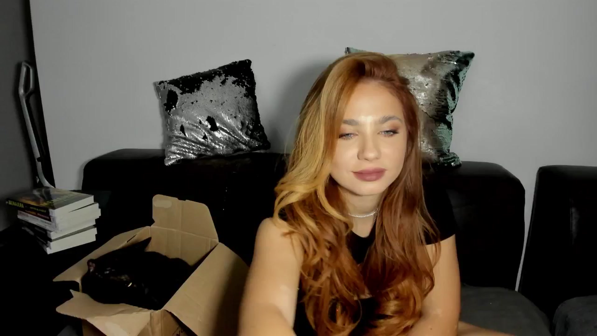 Gallery image thumbnail from BlueeeS's myfreecams stream on, 11/18/2025, 24:09 image 15 of 20