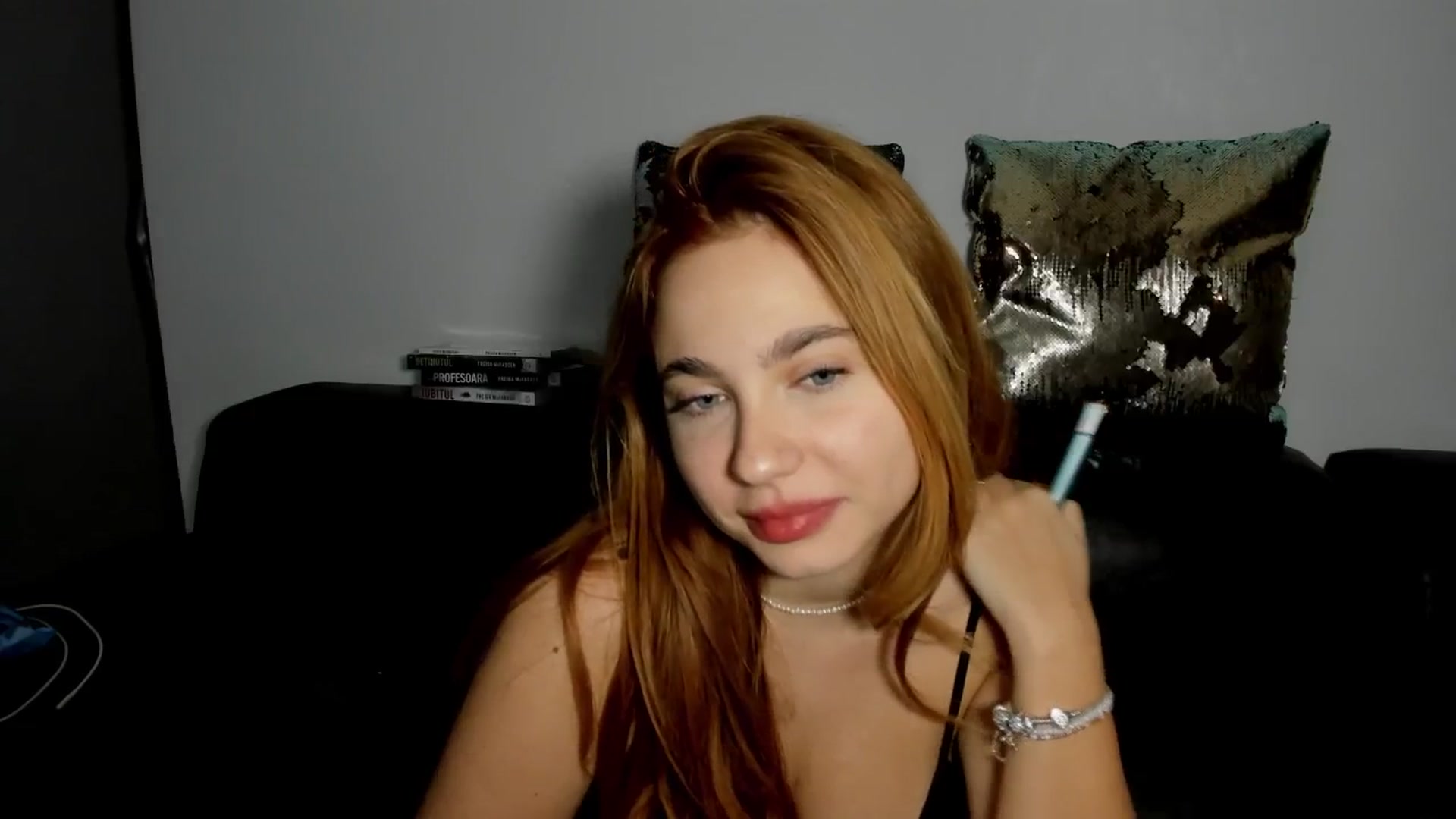 Gallery image thumbnail from BlueeeS's myfreecams stream on, 11/20/2025, 24:58 image 9 of 20