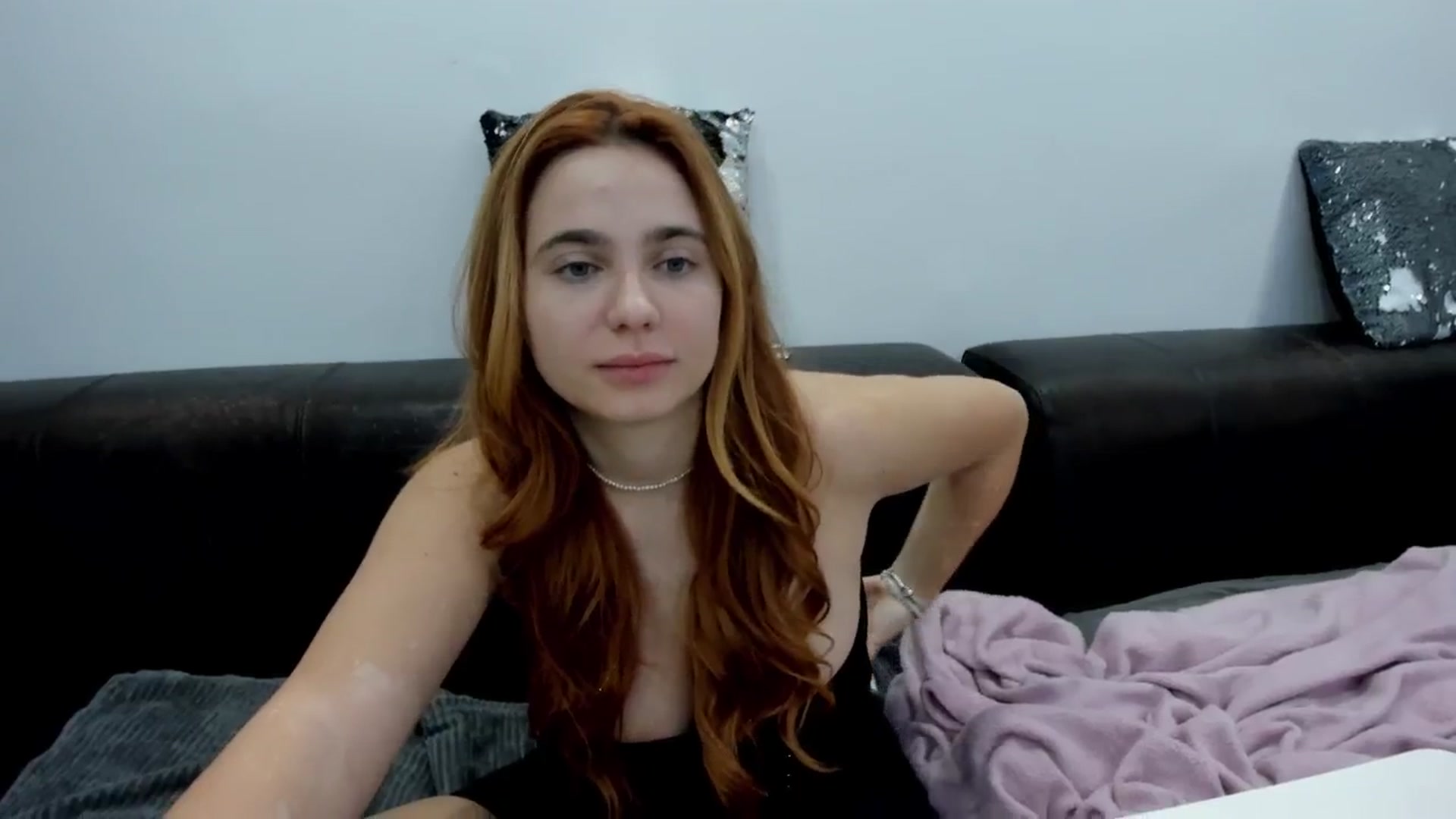 Gallery image thumbnail from BlueeeS's myfreecams stream on, 12/08/2025, 02:46 image 19 of 20