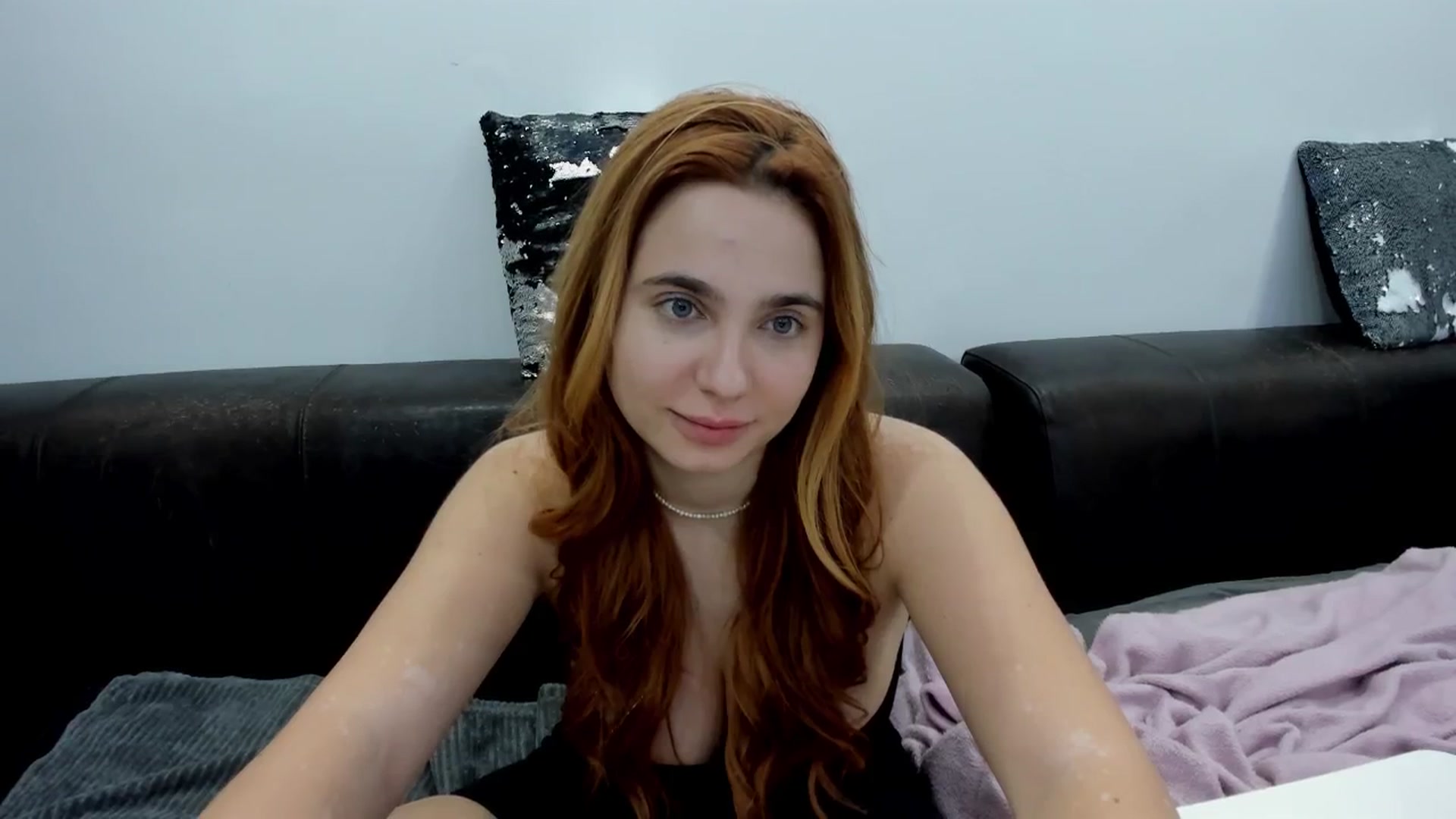 Gallery image thumbnail from BlueeeS's myfreecams stream on, 12/08/2025, 02:46 image 17 of 20