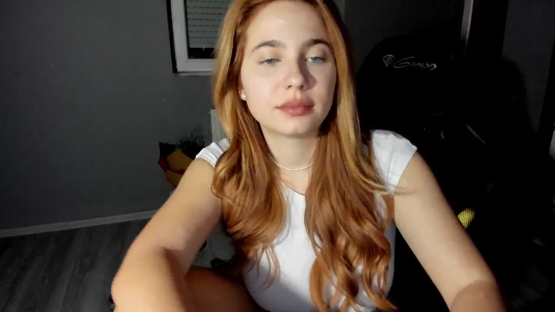 Gallery image thumbnail from BlueeeS's myfreecams stream on, 12/10/2025, 01:35 image 9 of 20