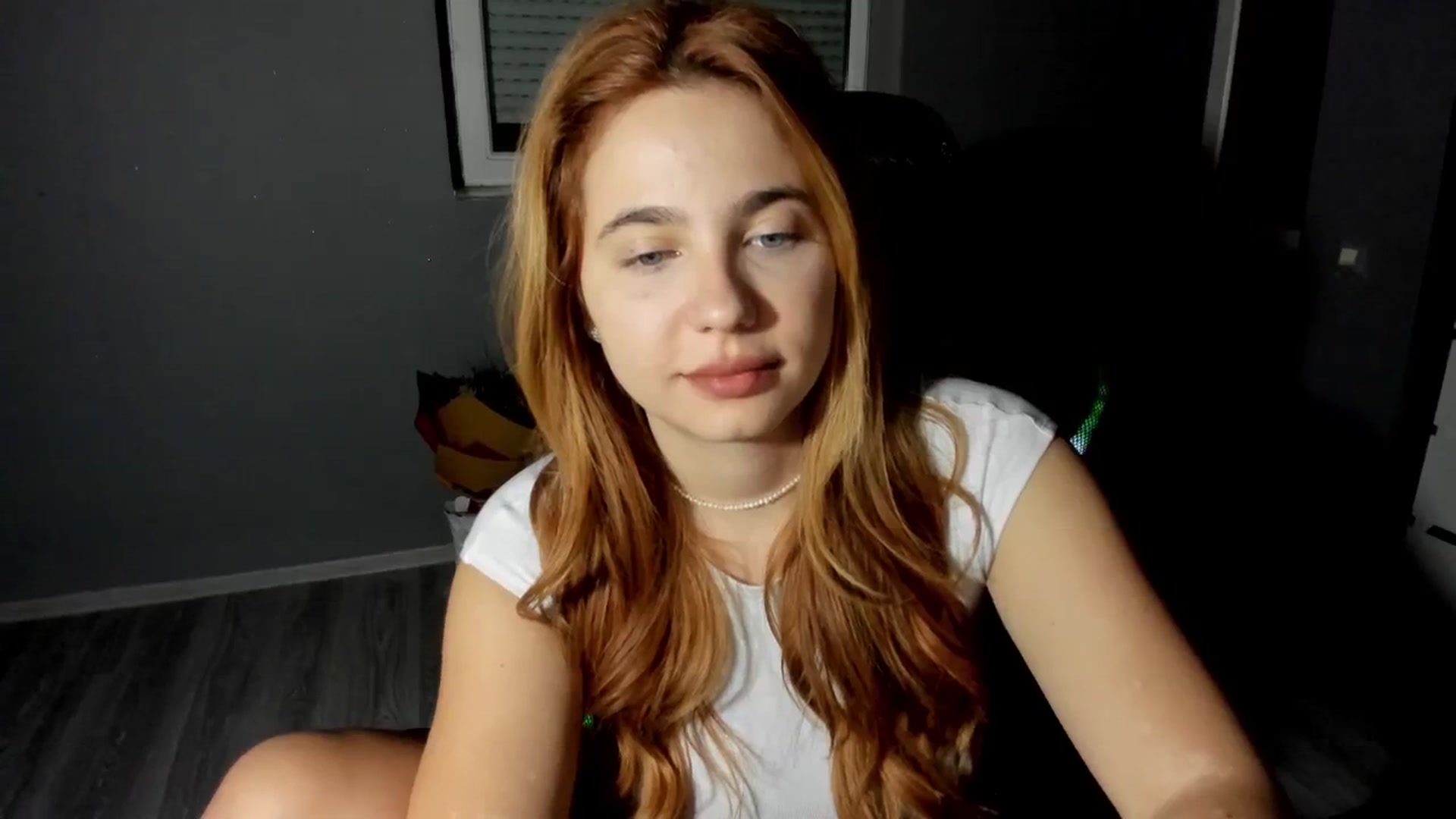 Gallery image thumbnail from BlueeeS's myfreecams stream on, 12/10/2025, 01:35 image 10 of 20