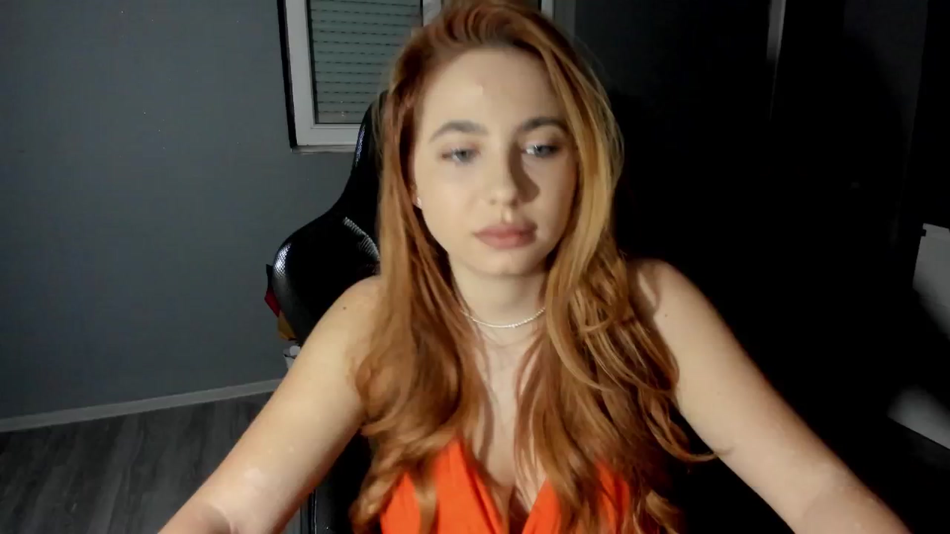 Gallery image thumbnail from BlueeeS's myfreecams stream on, 12/12/2025, 01:42 image 11 of 20