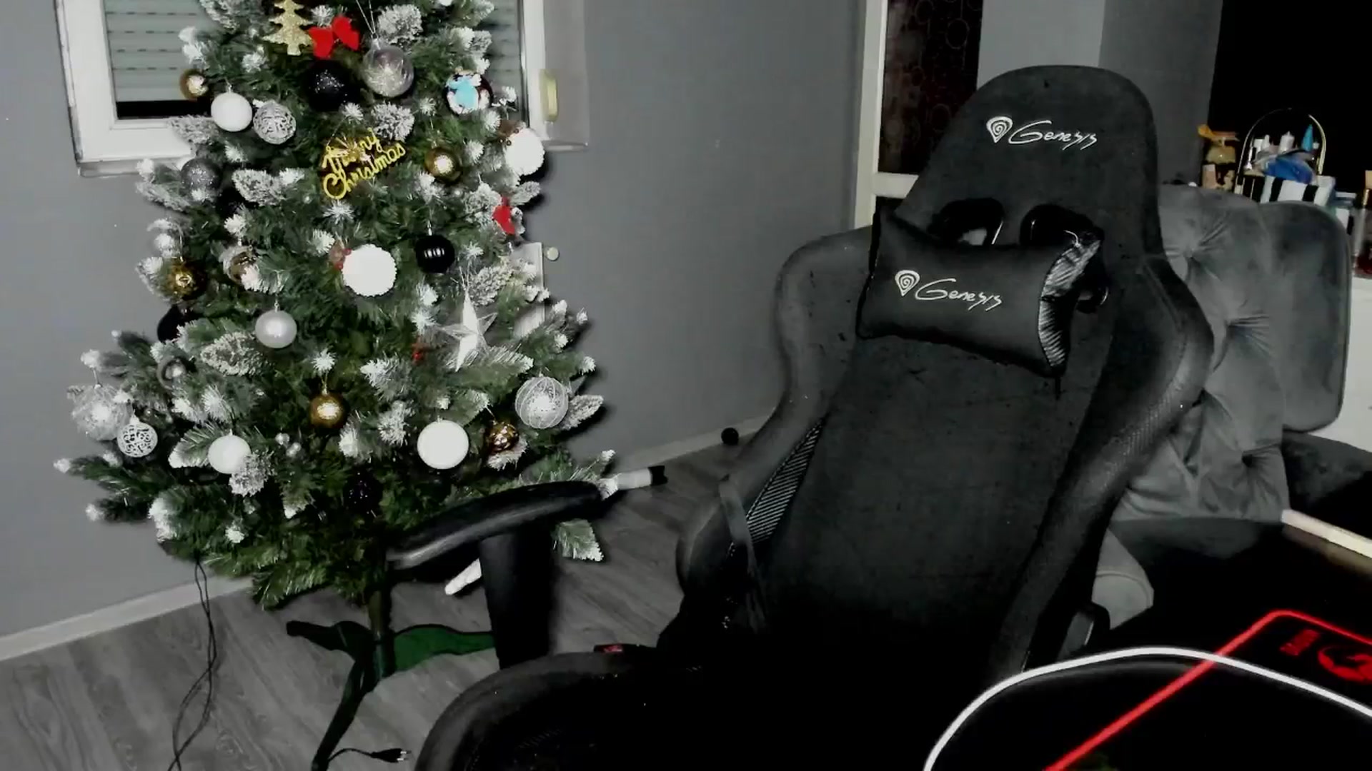 Gallery image thumbnail from BlueeeS's myfreecams stream on, 01/15/2026, 01:23 image 13 of 20