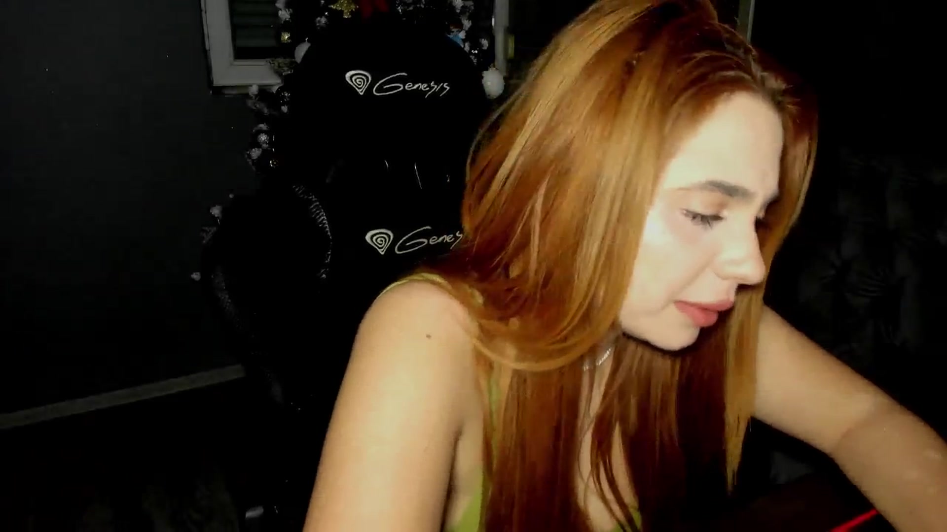Gallery image thumbnail from BlueeeS's myfreecams stream on, 01/15/2026, 04:41 image 15 of 20