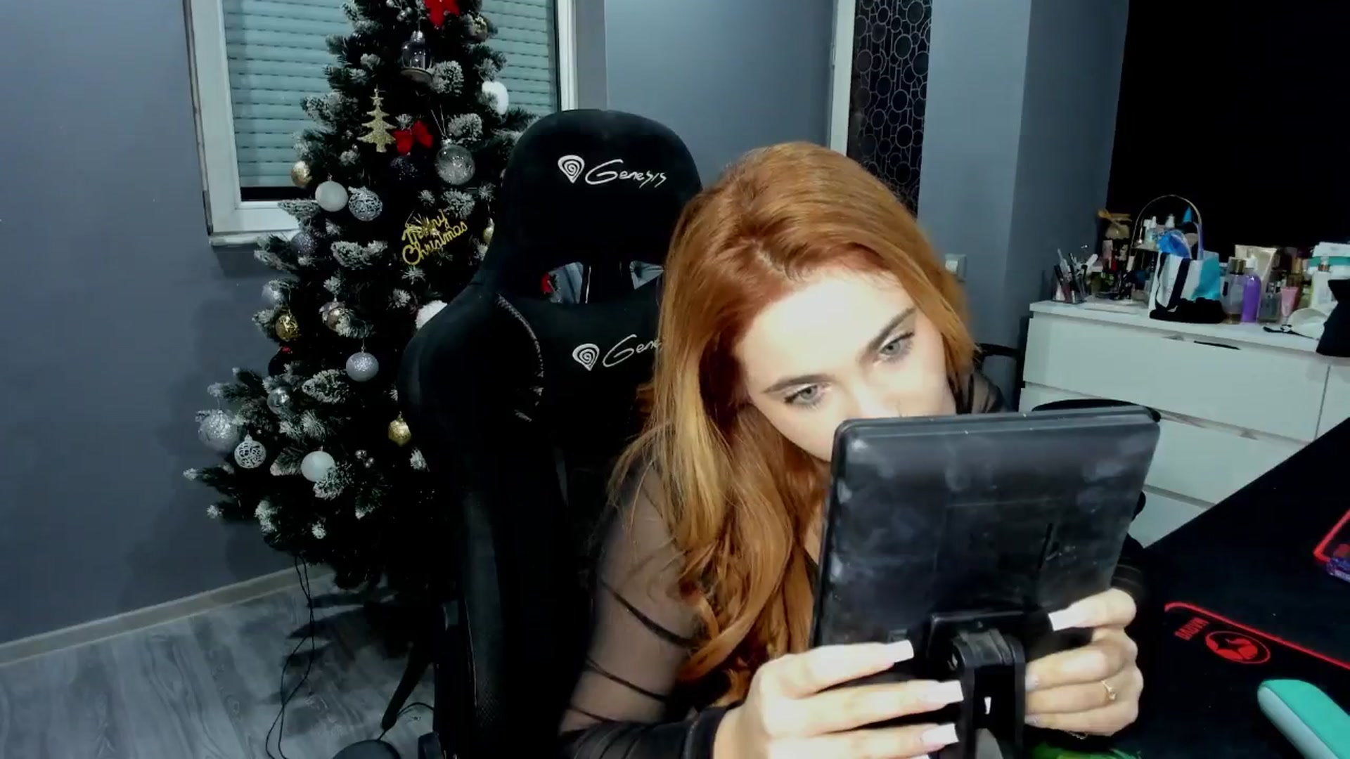 Gallery image thumbnail from BlueeeS's myfreecams stream on, 01/16/2026, 19:05 image 20 of 20