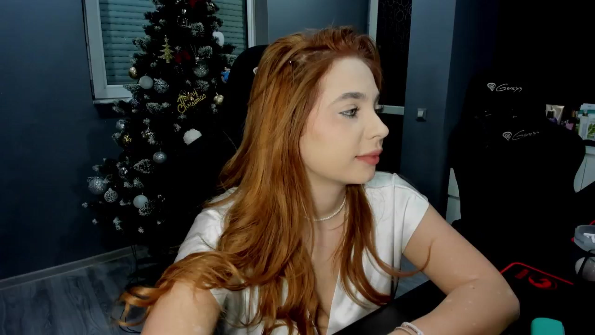 Gallery image thumbnail from BlueeeS's myfreecams stream on, 01/21/2026, 01:22 image 13 of 20