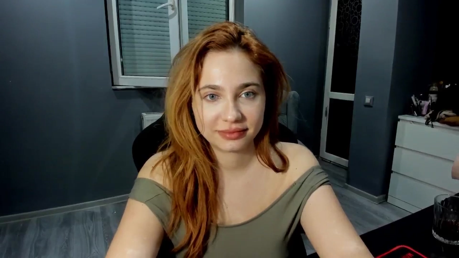 Gallery image thumbnail from BlueeeS's myfreecams stream on, 03/16/2026, 24:36 image 15 of 20