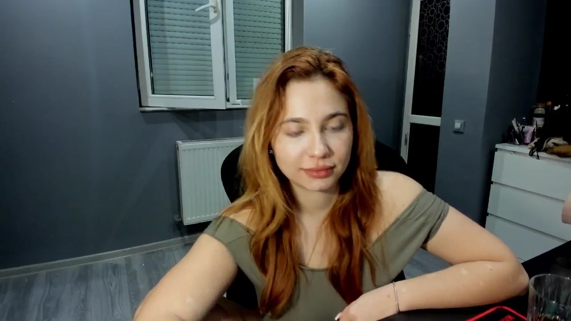 Gallery image thumbnail from BlueeeS's myfreecams stream on, 03/16/2026, 24:36 image 18 of 20