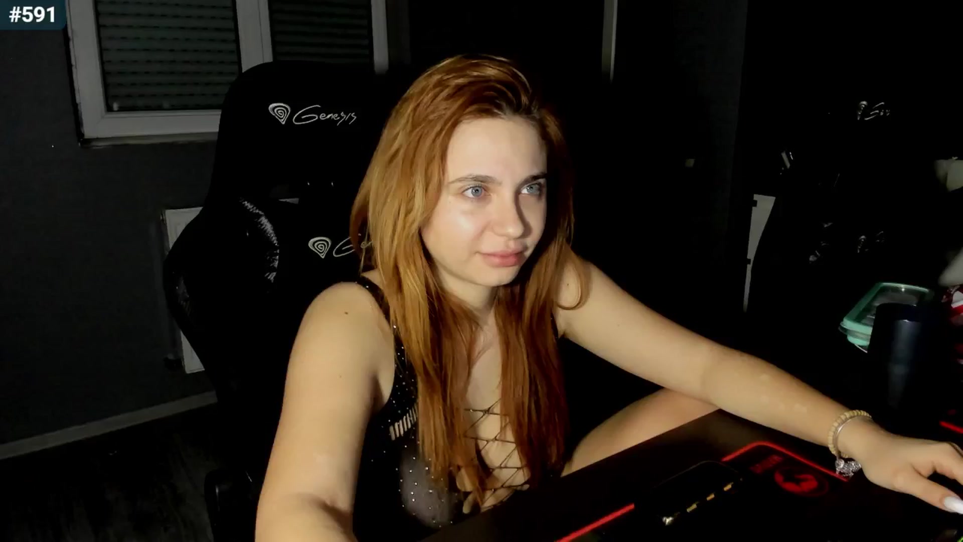 Gallery image thumbnail from BlueeeS's myfreecams stream on, 04/02/2026, 01:46 image 18 of 20