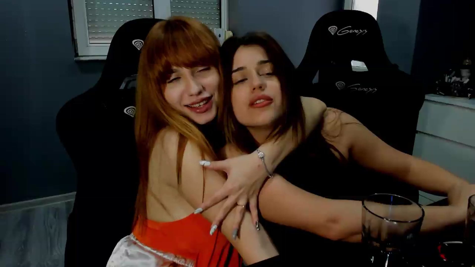 Gallery image thumbnail from BlueeeS's myfreecams stream on, 05/22/2026, 05:58 image 17 of 20
