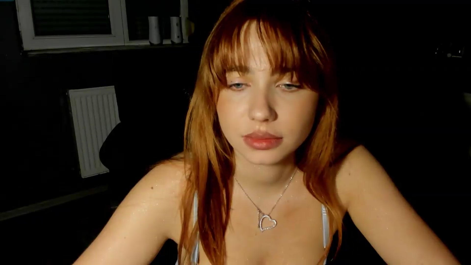Gallery image thumbnail from BlueeeS's myfreecams stream on, 06/04/2026, 01:37 image 11 of 20