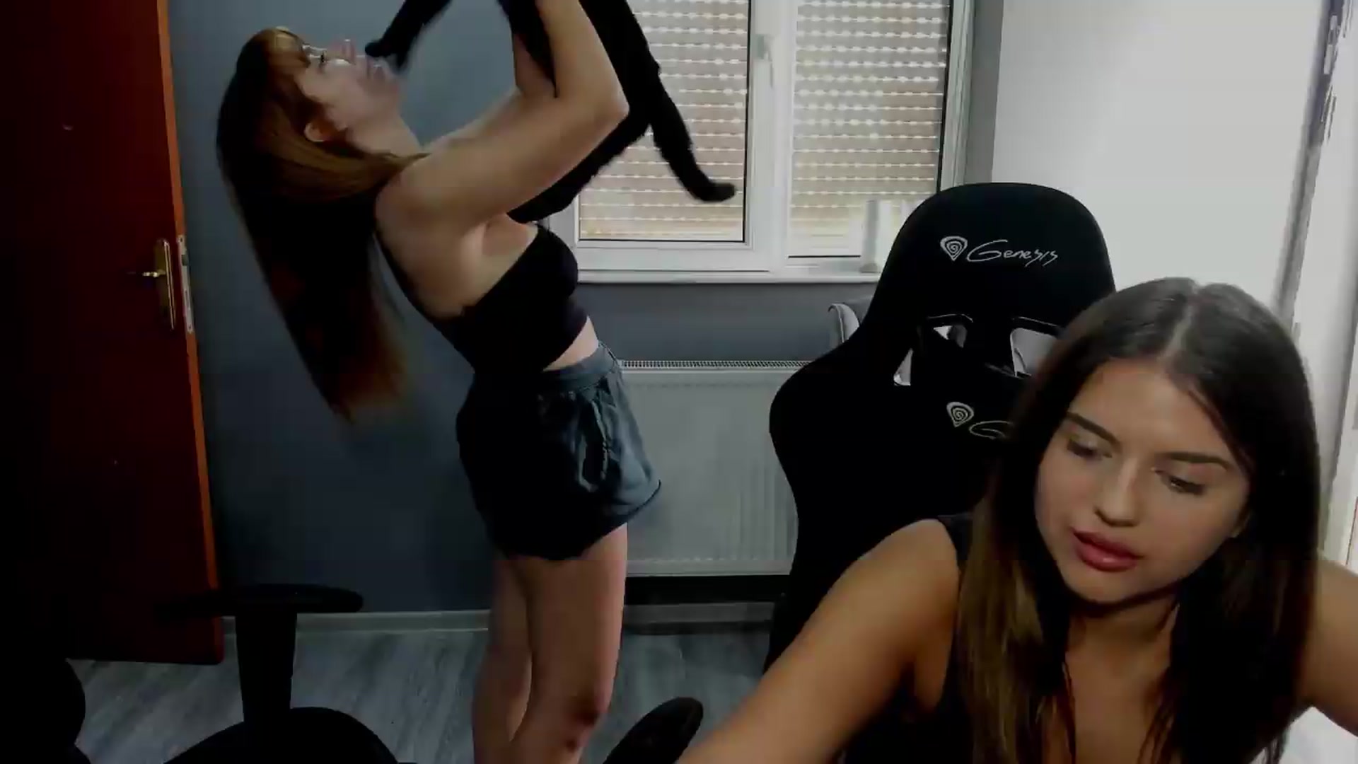Gallery image thumbnail from BlueeeS's myfreecams stream on, 07/30/2026, 06:09 image 7 of 20